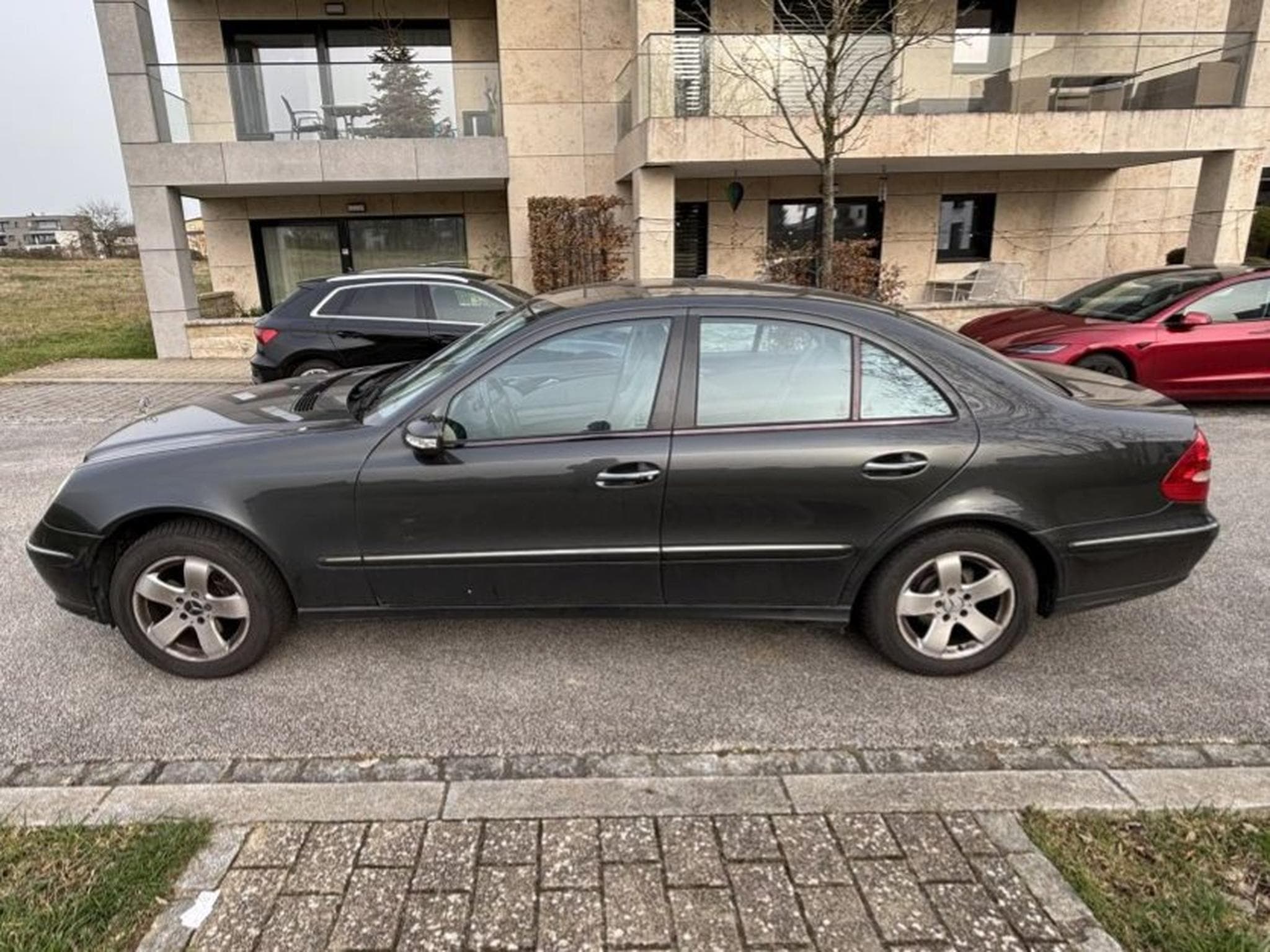 Mercedes E 320 4MATIC (2004) - Photo 1