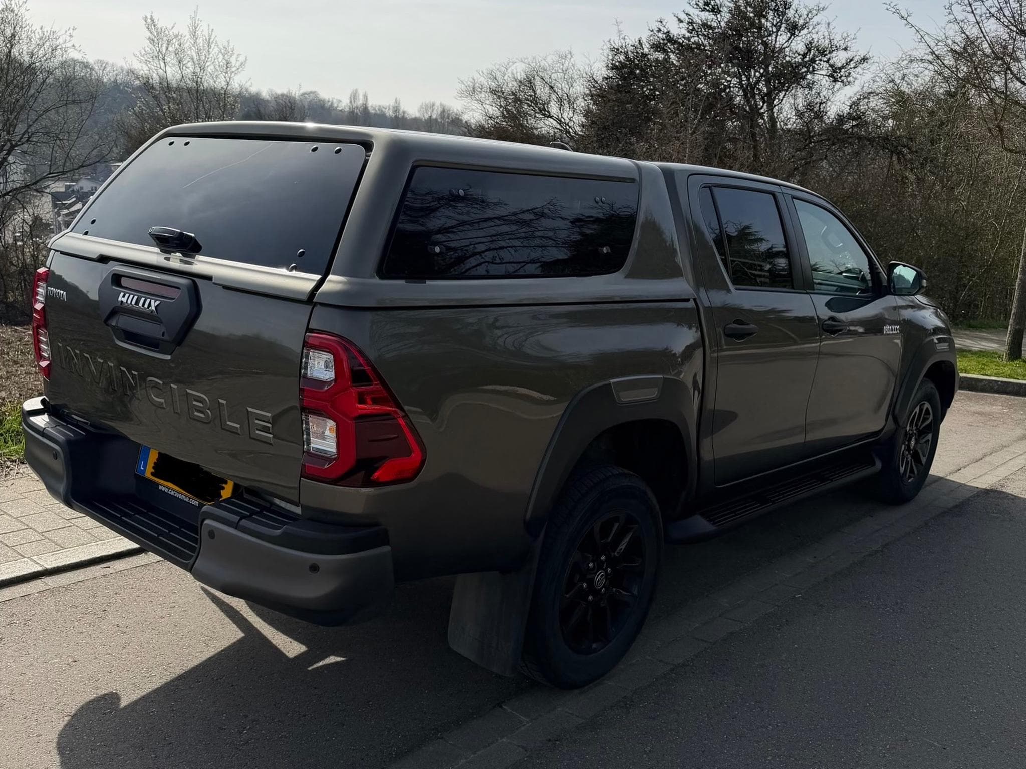 Toyota Hilux Invincible 4X4 Double Cab (2023) - Foto 4