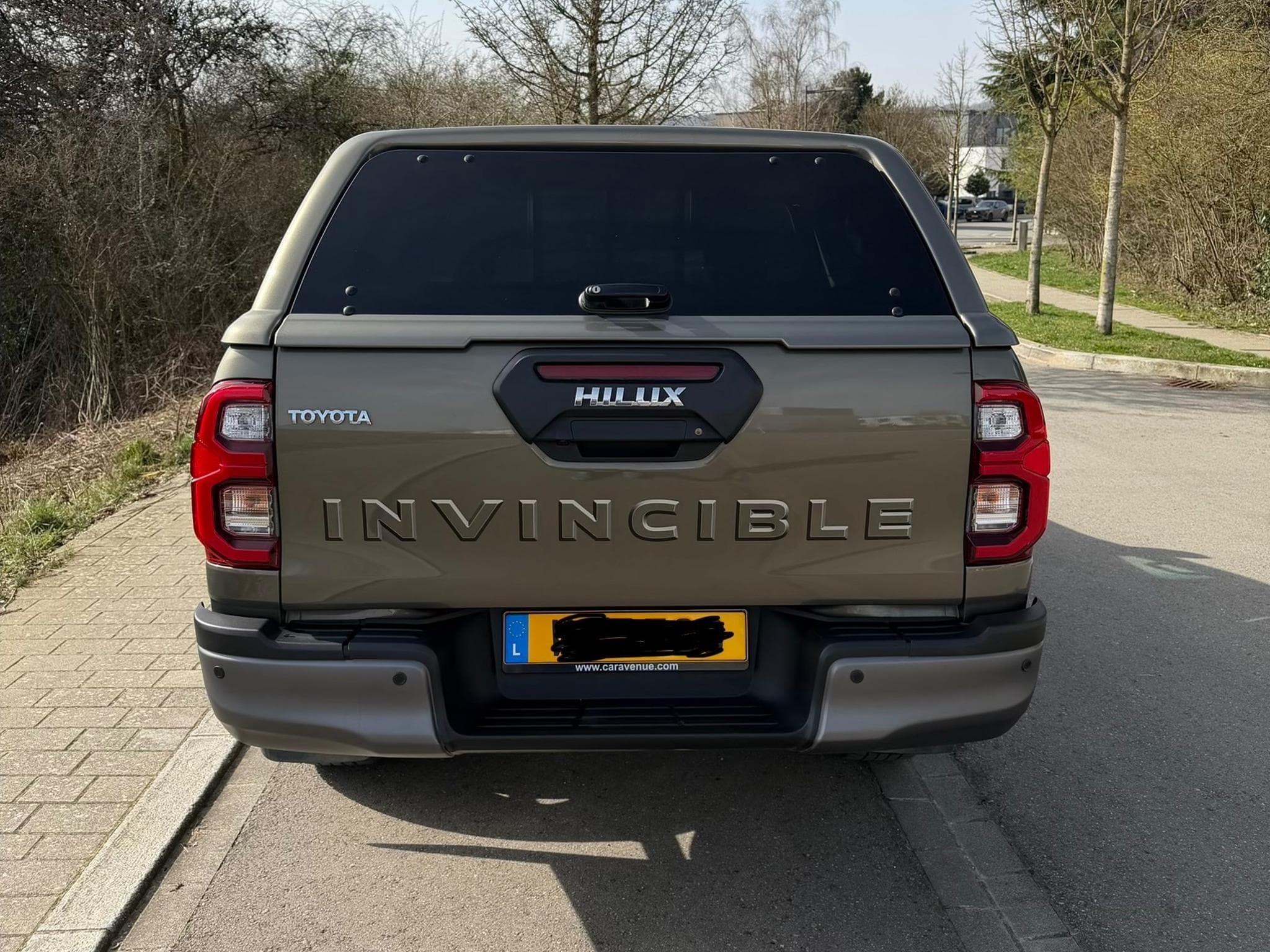 Toyota Hilux Invincible 4X4 Double Cab (2023) - Foto 5