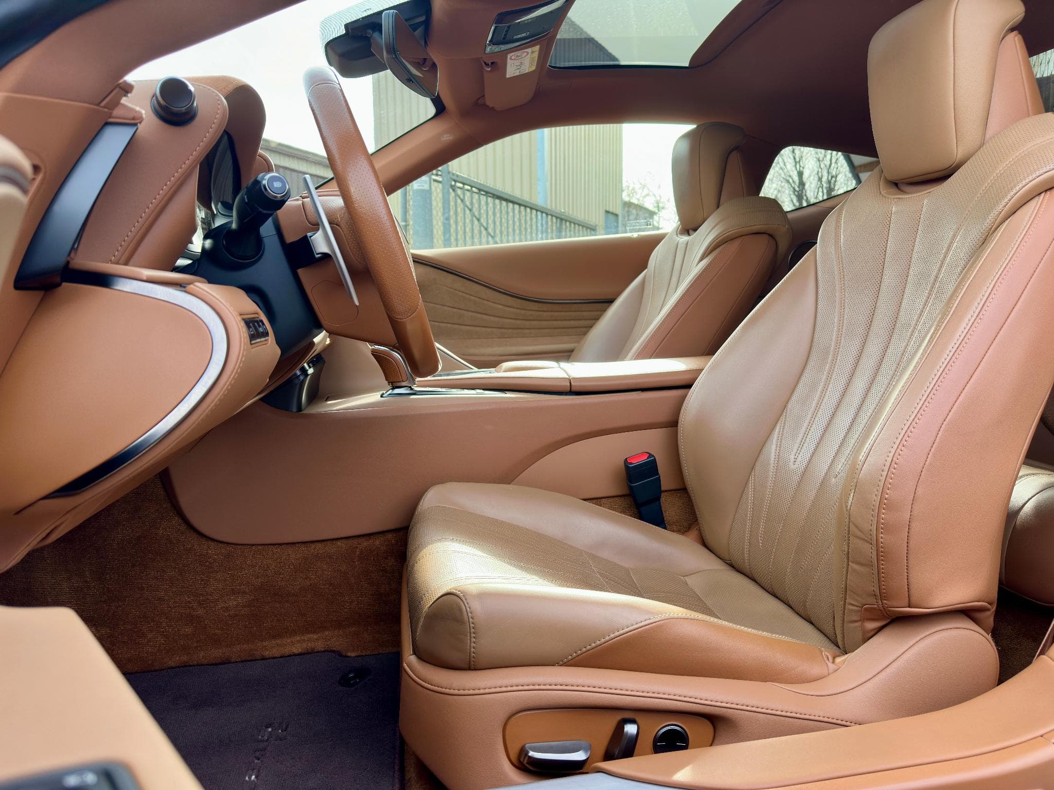 Lexus LC LC 500 V8 477 ch Sport+ BVA10 (2017) - Photo 13