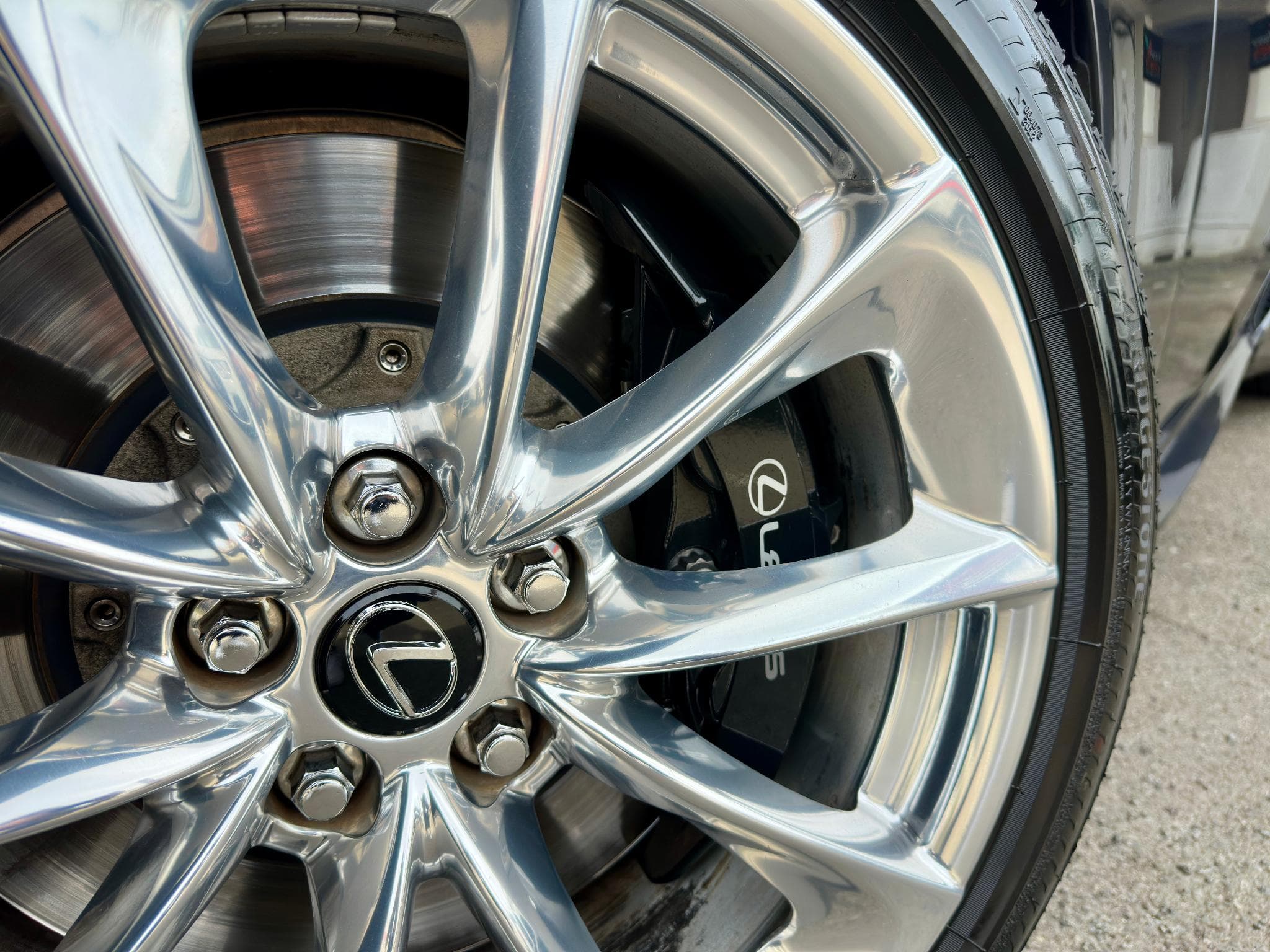 Lexus LC LC 500 V8 477 ch Sport+ BVA10 (2017) - Photo 12