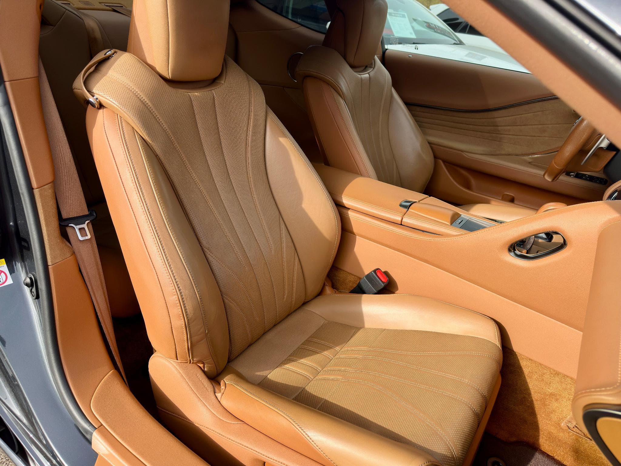 Lexus LC LC 500 V8 477 ch Sport+ BVA10 (2017) - Photo 19