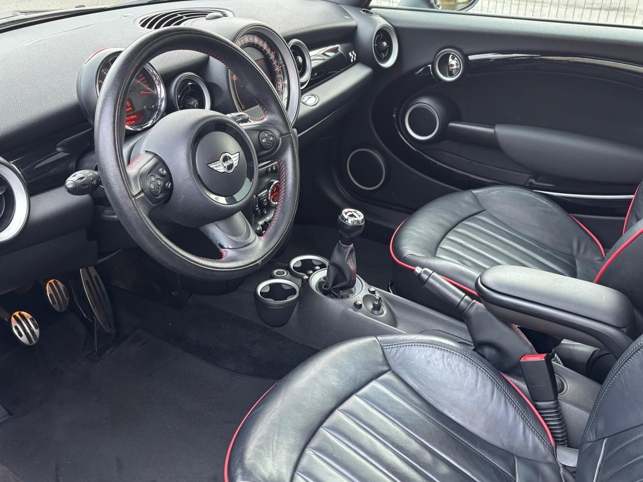 Mini Cooper John Cooper Works (2012) - Photo 3