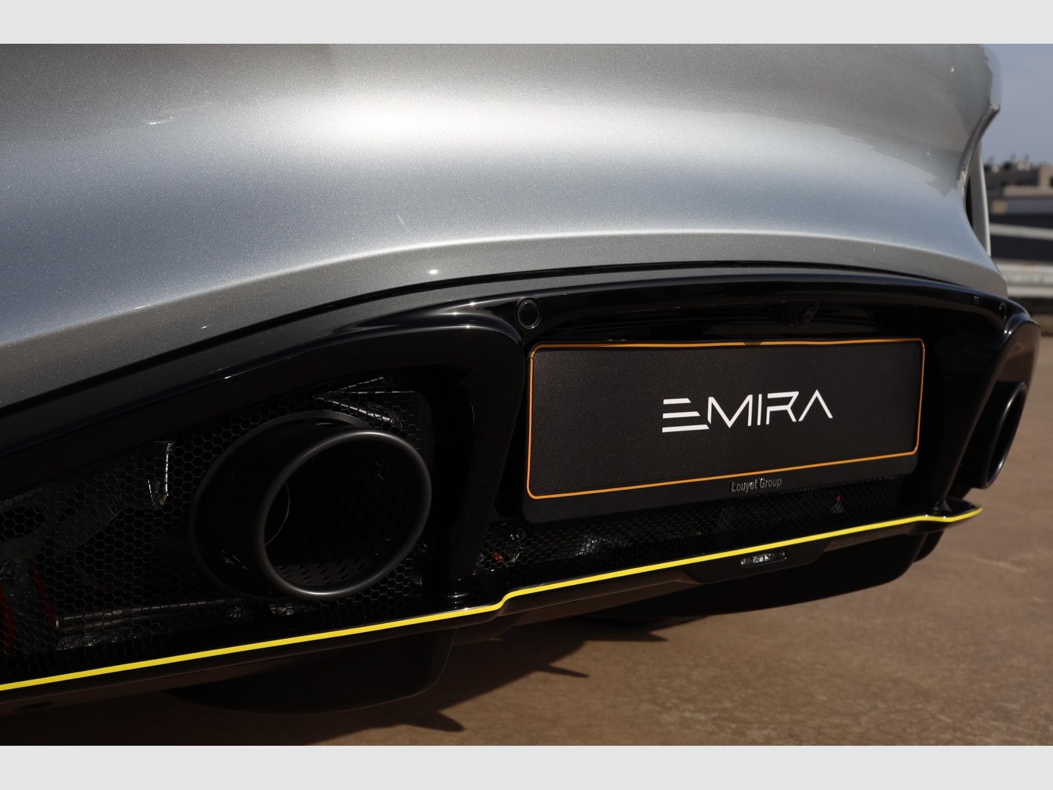 Lotus Emira Turbo SE - Racing Line (2026) - Photo 6