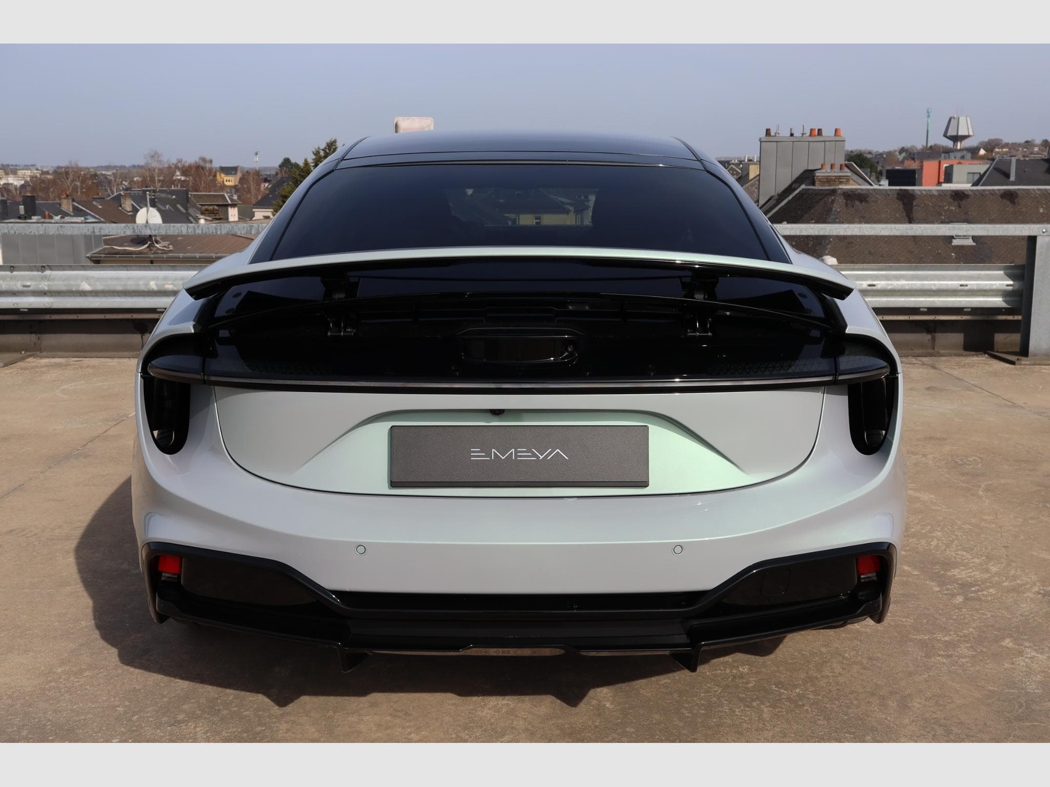 Lotus Emeya s (2024) - Foto 6