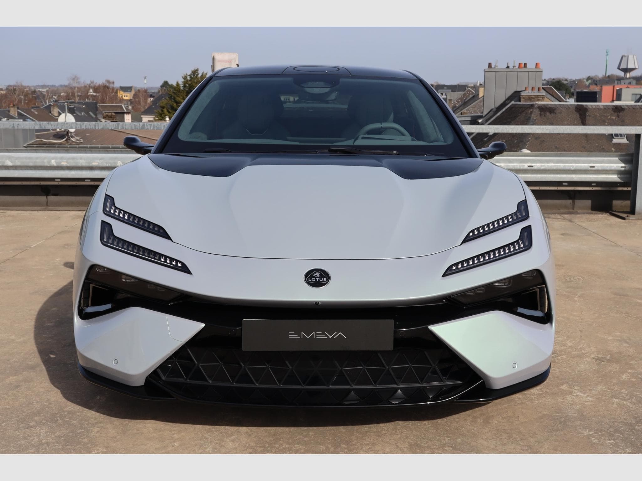 Lotus Emeya s (2024) - Foto 2