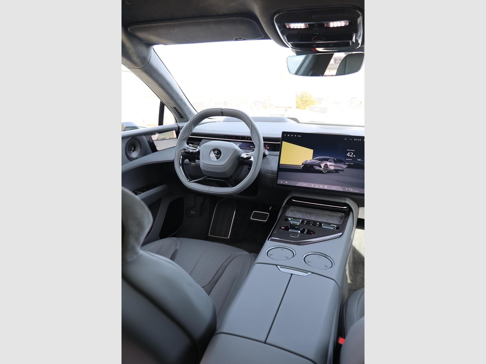 Lotus Emeya s (2024) - Foto 10