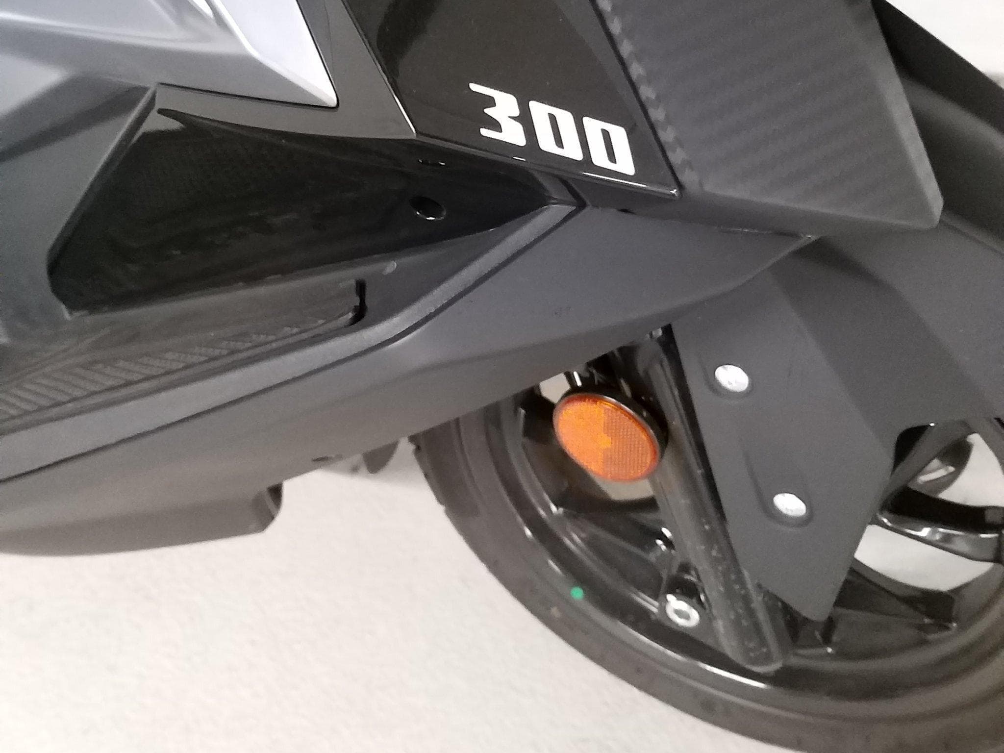 SYM Cruisym Alpha 300, ABS+TCS (2023) - Photo 9