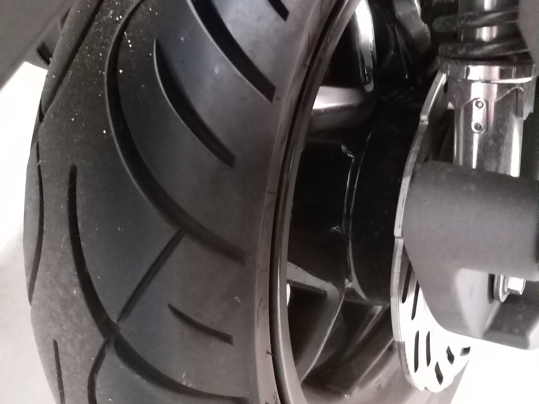 SYM Cruisym Alpha 300, ABS+TCS (2023) - Photo 13