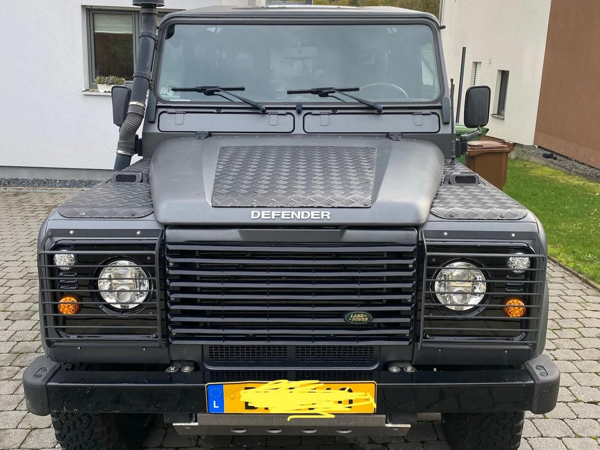 Land-Rover Defender TD5 - 110 (2003) - Foto 1