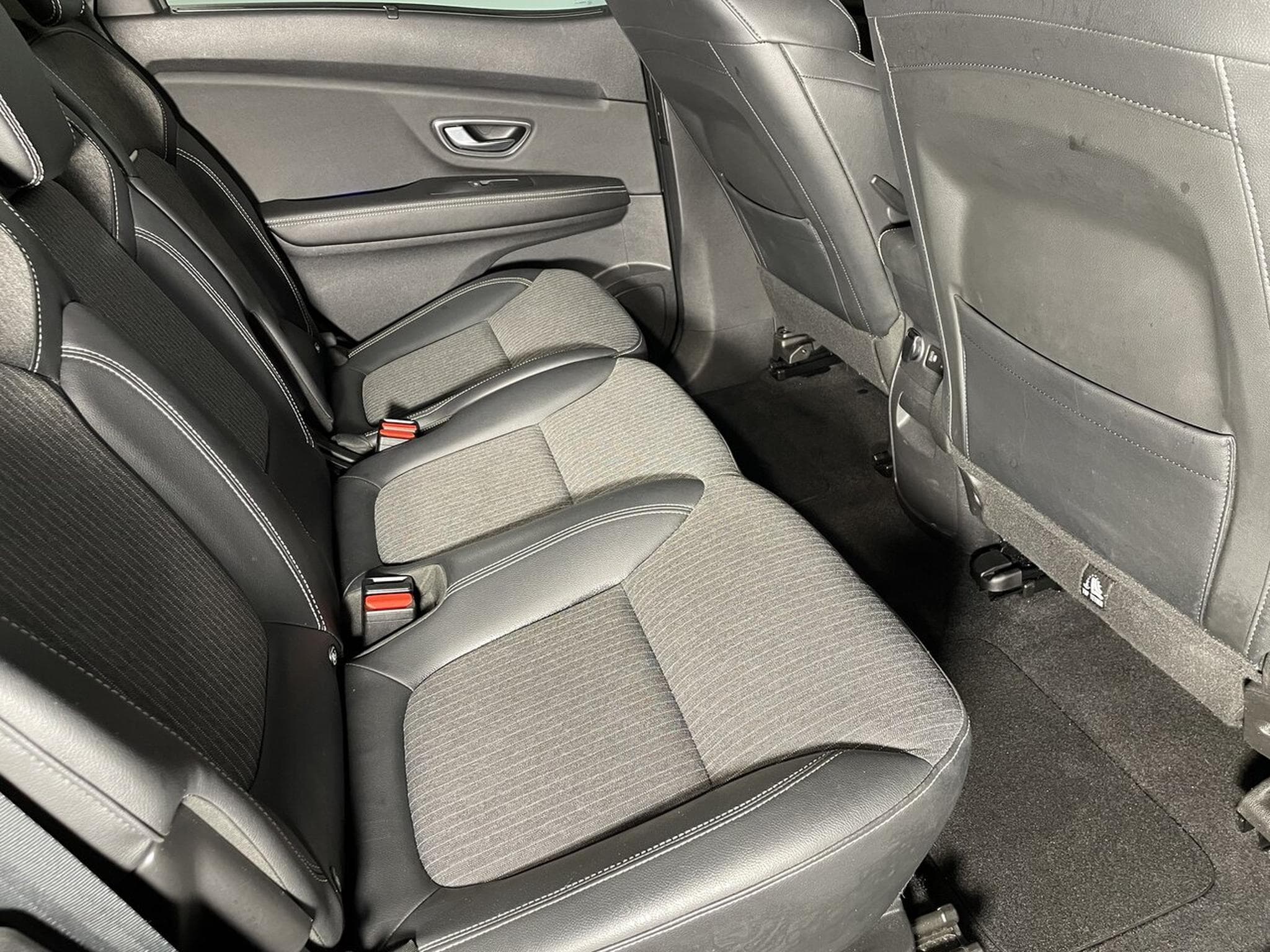 Renault Scenic 1.3 TCE 140 CV INTENS GPS BLUETOOTH CARPLAY (2021) - Photo 13