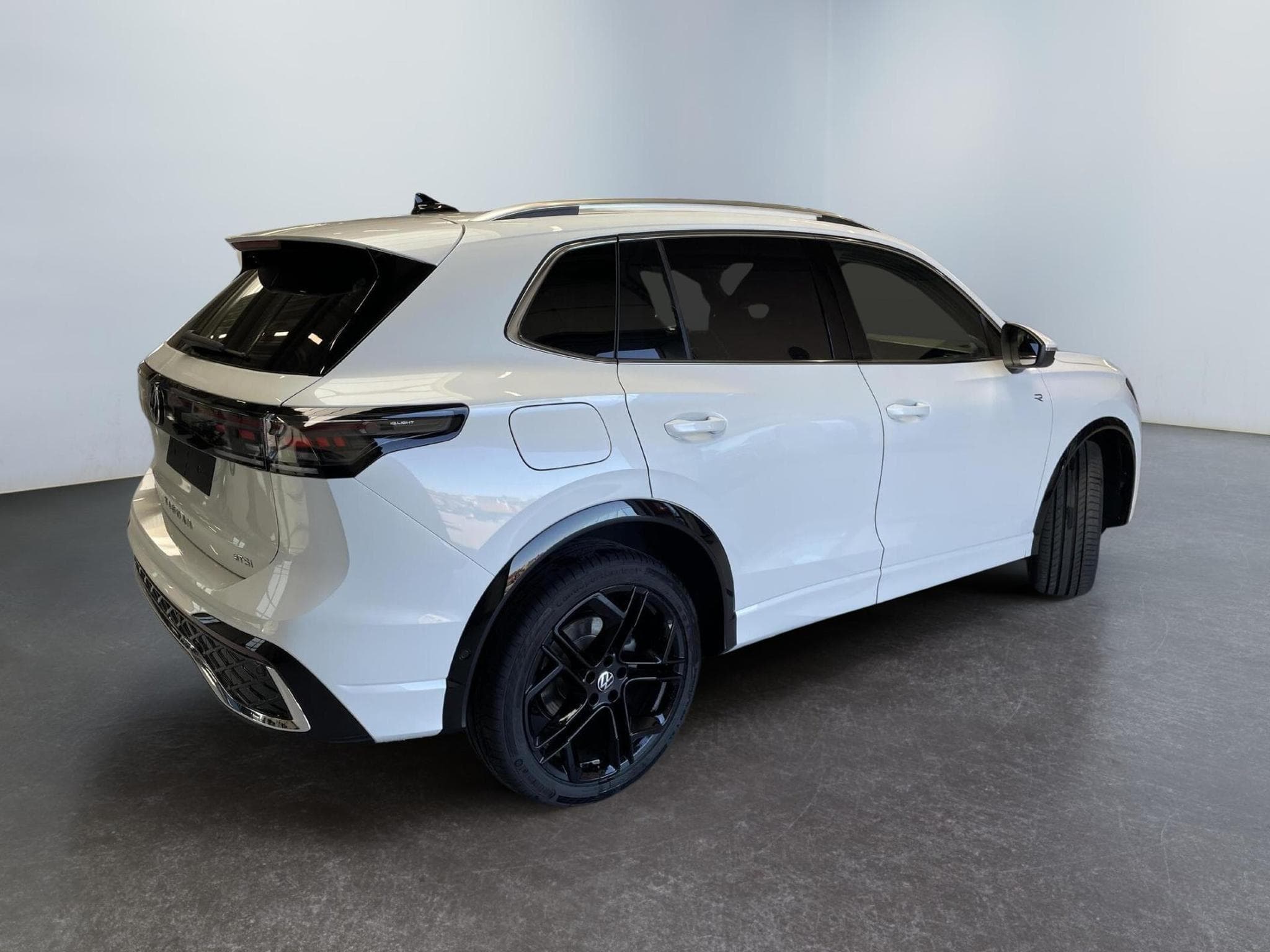 VW Tiguan R-Line (2026) - Foto 3