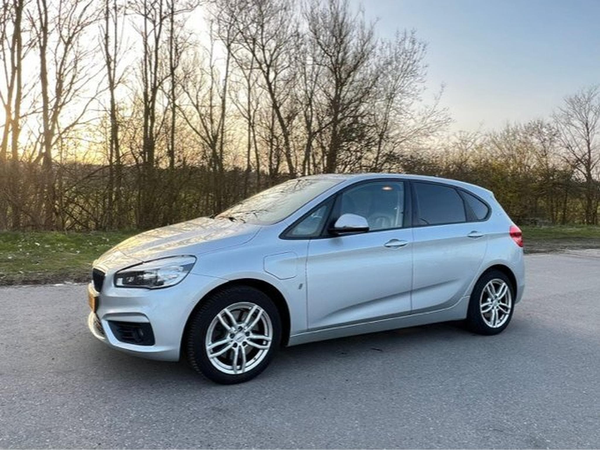 BMW 225 (2017) - Photo 3