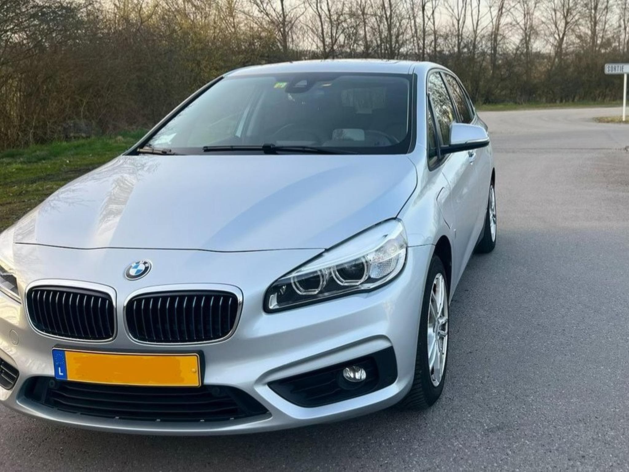 BMW 225 (2017) - Photo 5