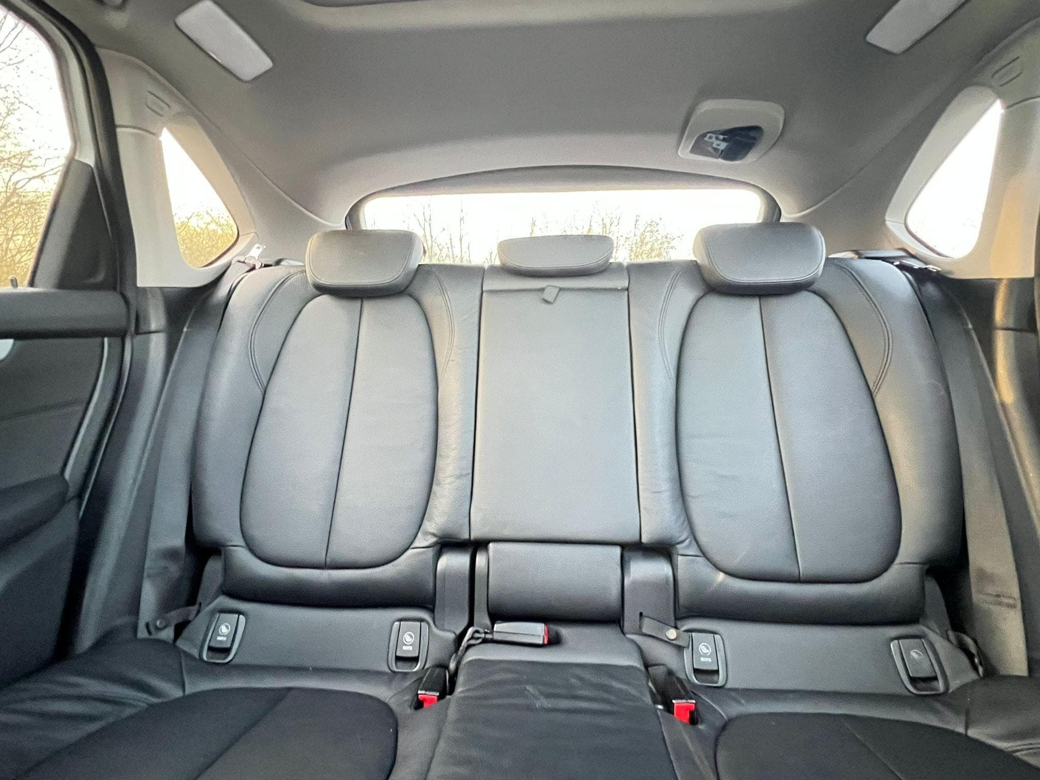 BMW 225 (2017) - Photo 8