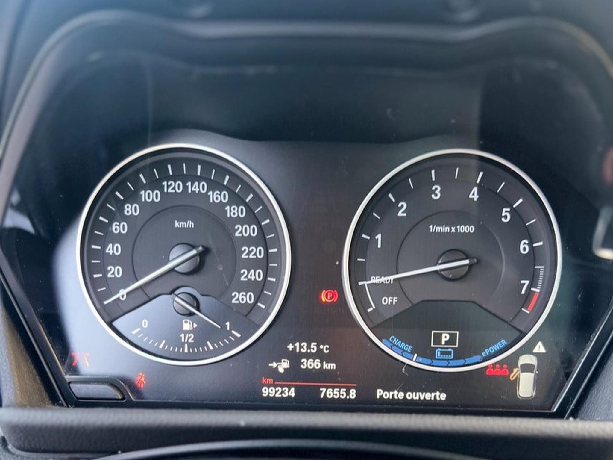 BMW 225 (2017) - Photo 10