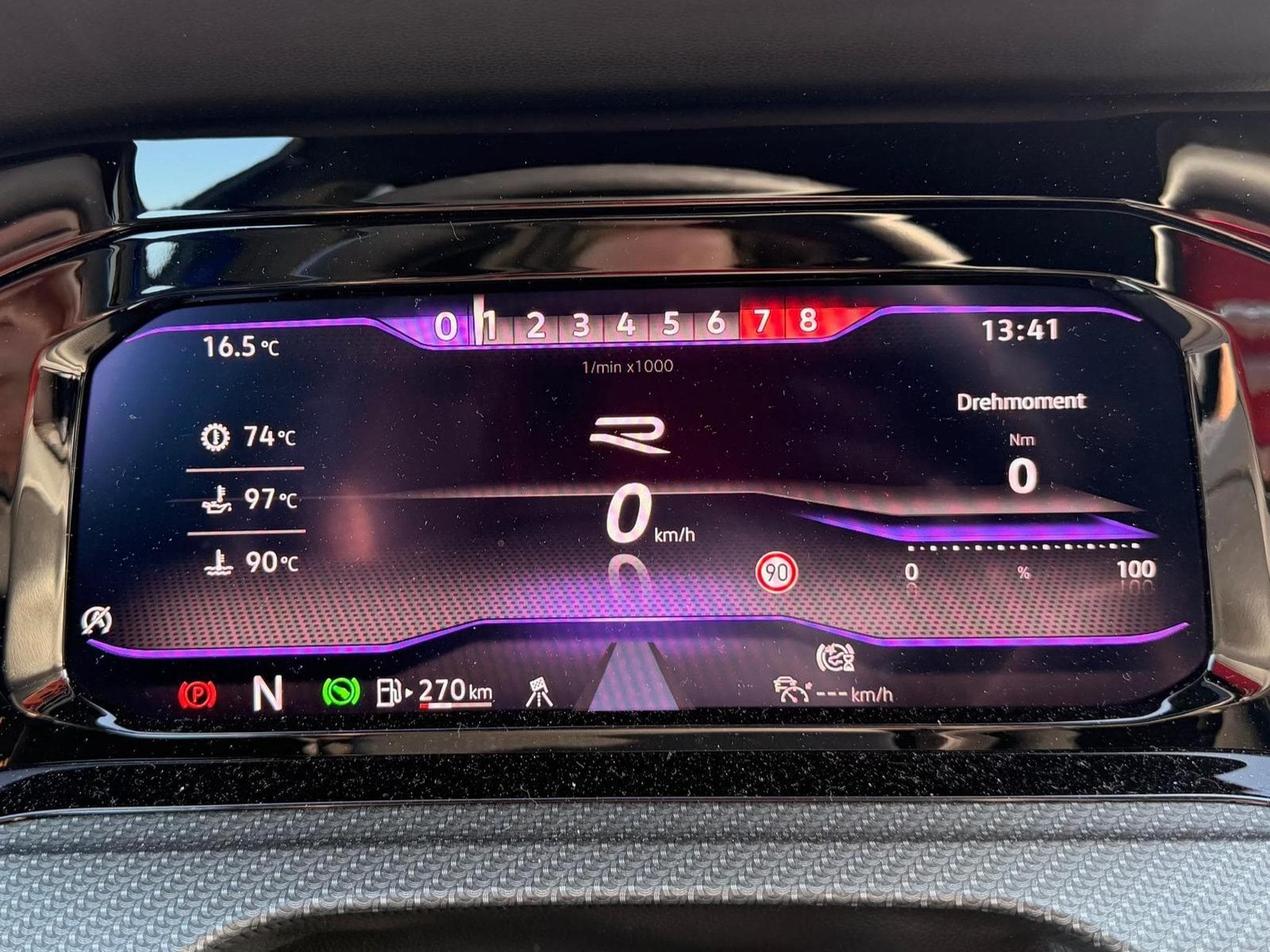 VW Golf 8 R 4Motion (2022) - Foto 3