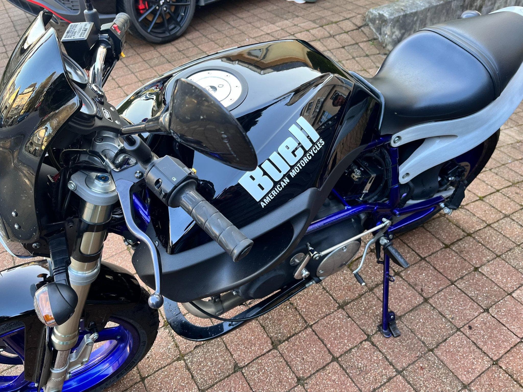 Buell X1 Lightning original (1999) - Photo 3