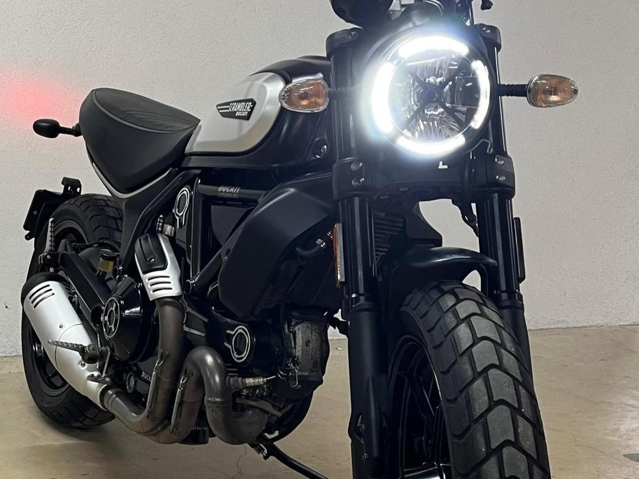 Ducati Scrambler Icon Dark (2020) - Foto 3