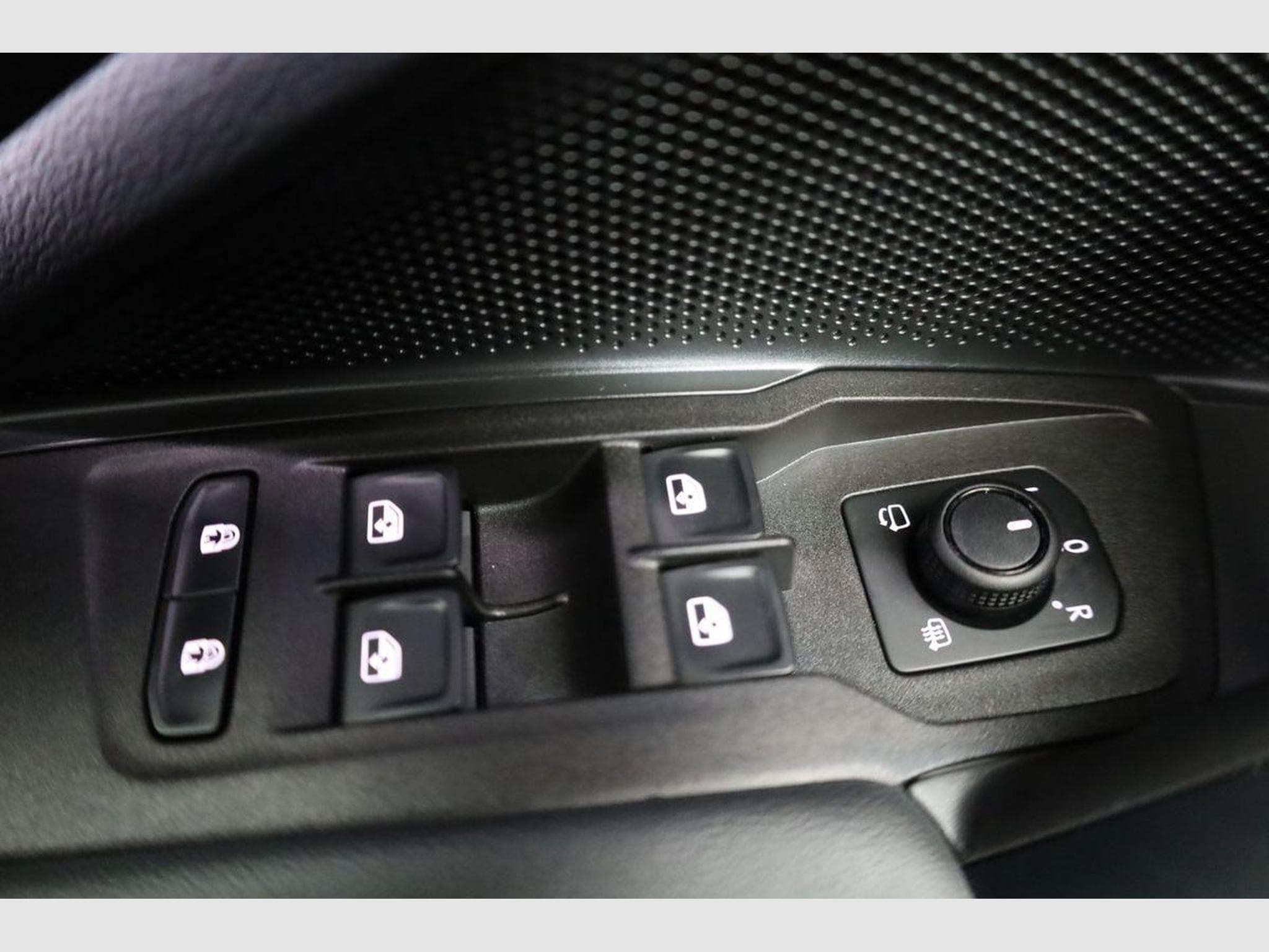 VW Tayron 1.5 TSI eHybrid 150 kW Life (2025) - Foto 7