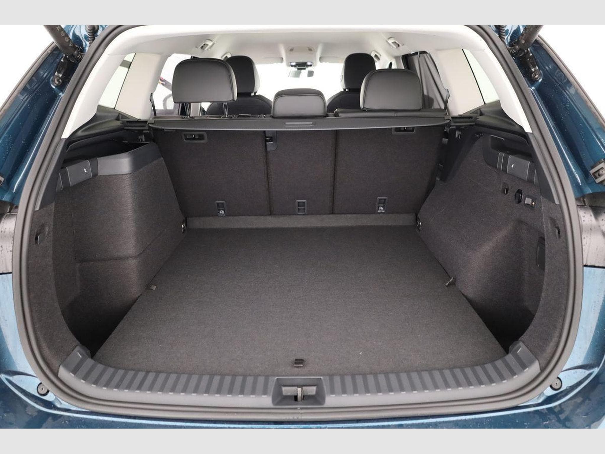 VW Tayron 1.5 TSI eHybrid 150 kW Life (2025) - Foto 11