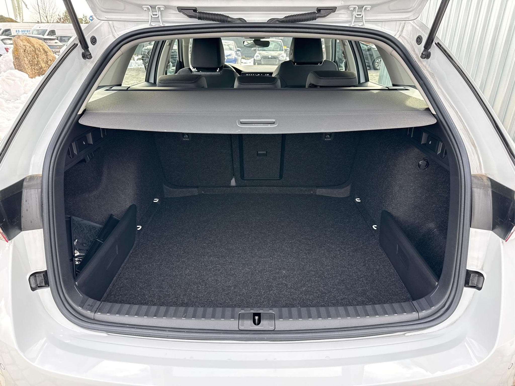 Skoda Octavia Selection 1,5 TSI (2026) - Photo 12