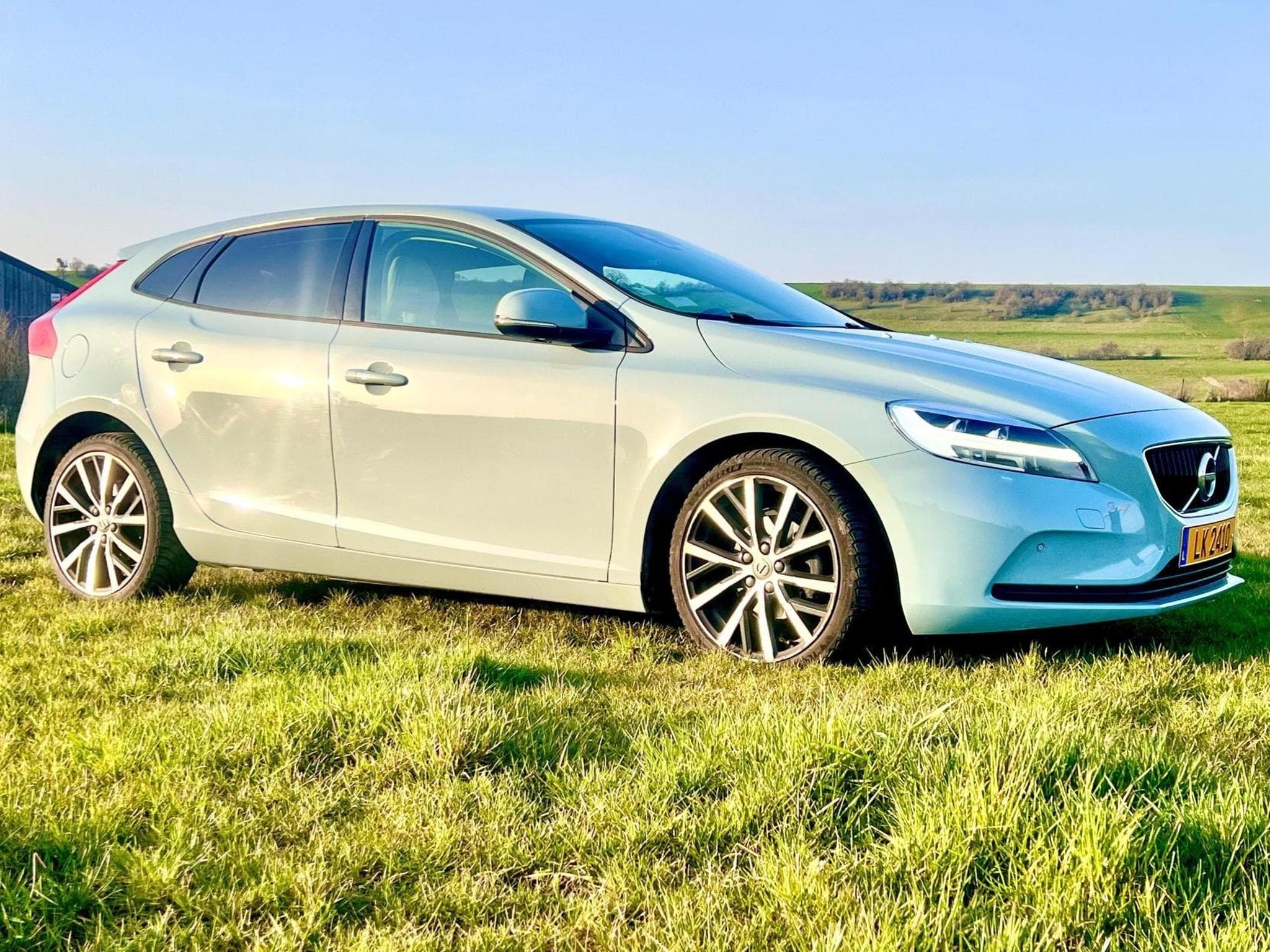 Volvo V40 D2 (2017) - Photo 6