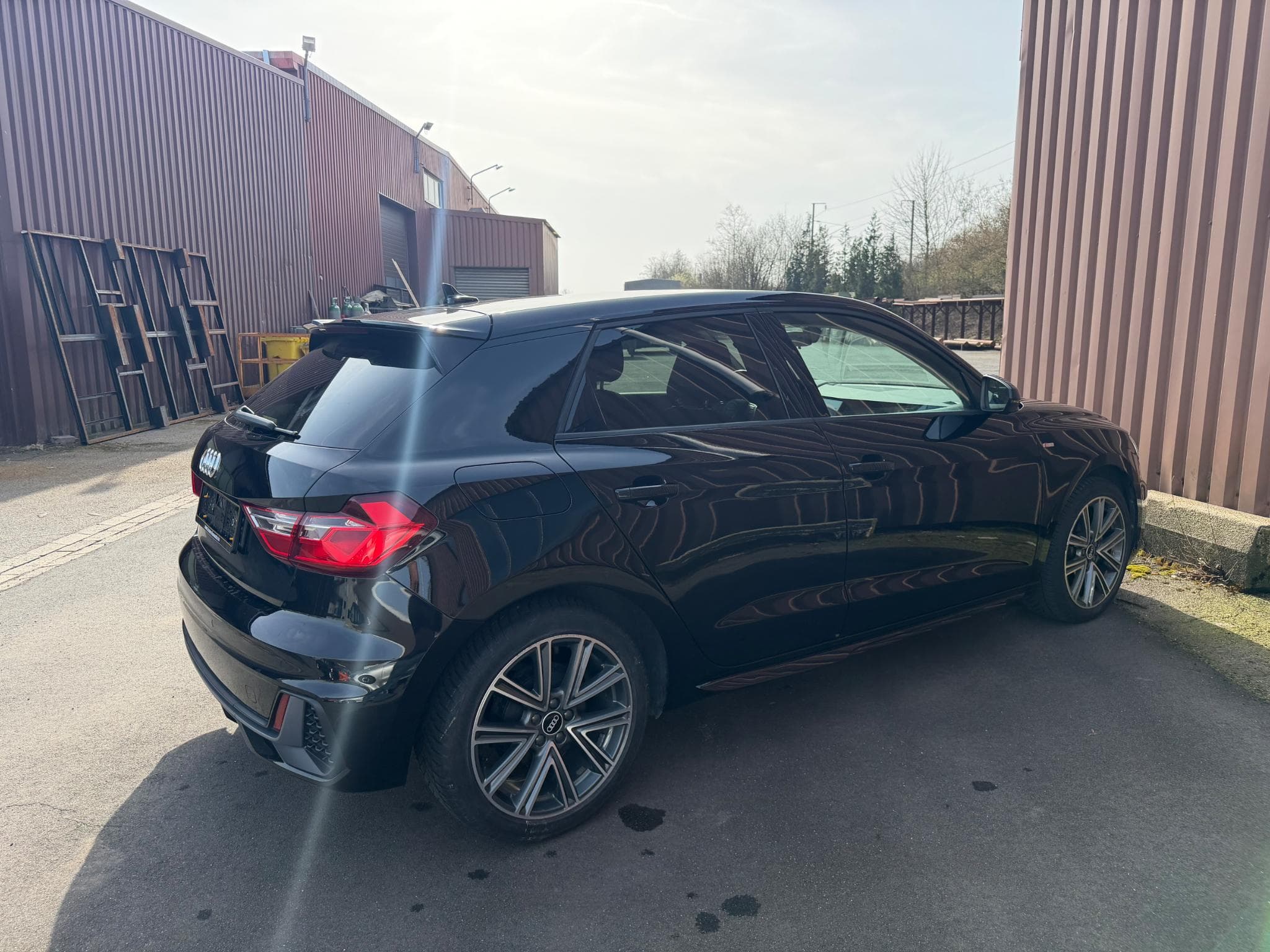 Audi A1 Audi A1 25 TFSI 95CH S-Line Ext S-Tronic Sportbach (2020) - Foto 4