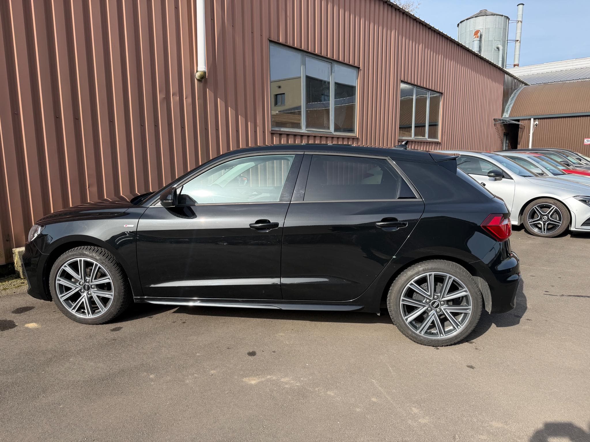 Audi A1 Audi A1 25 TFSI 95CH S-Line Ext S-Tronic Sportbach (2020) - Foto 5