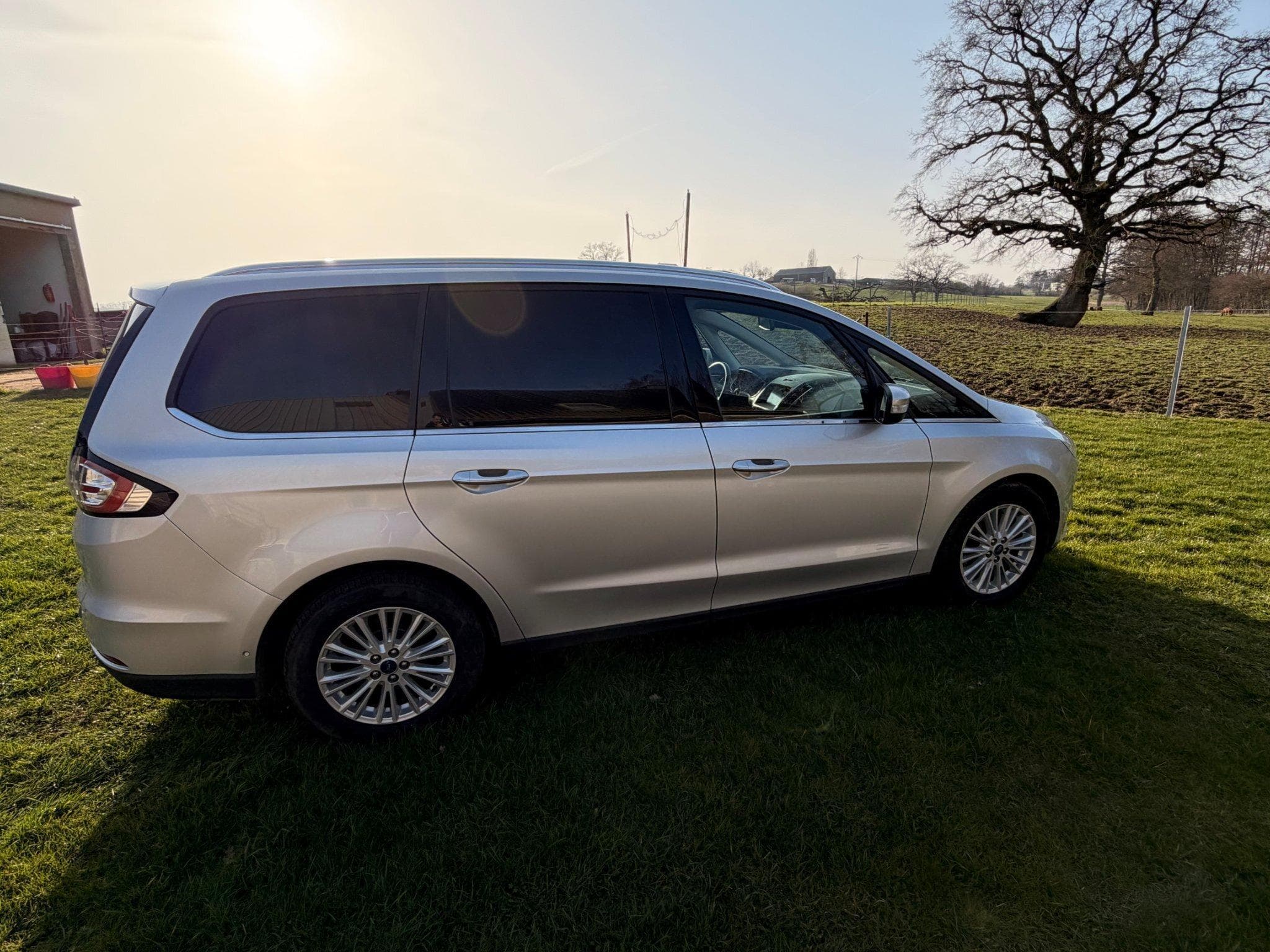 Ford Galaxy Titanium (2019) - Photo 2