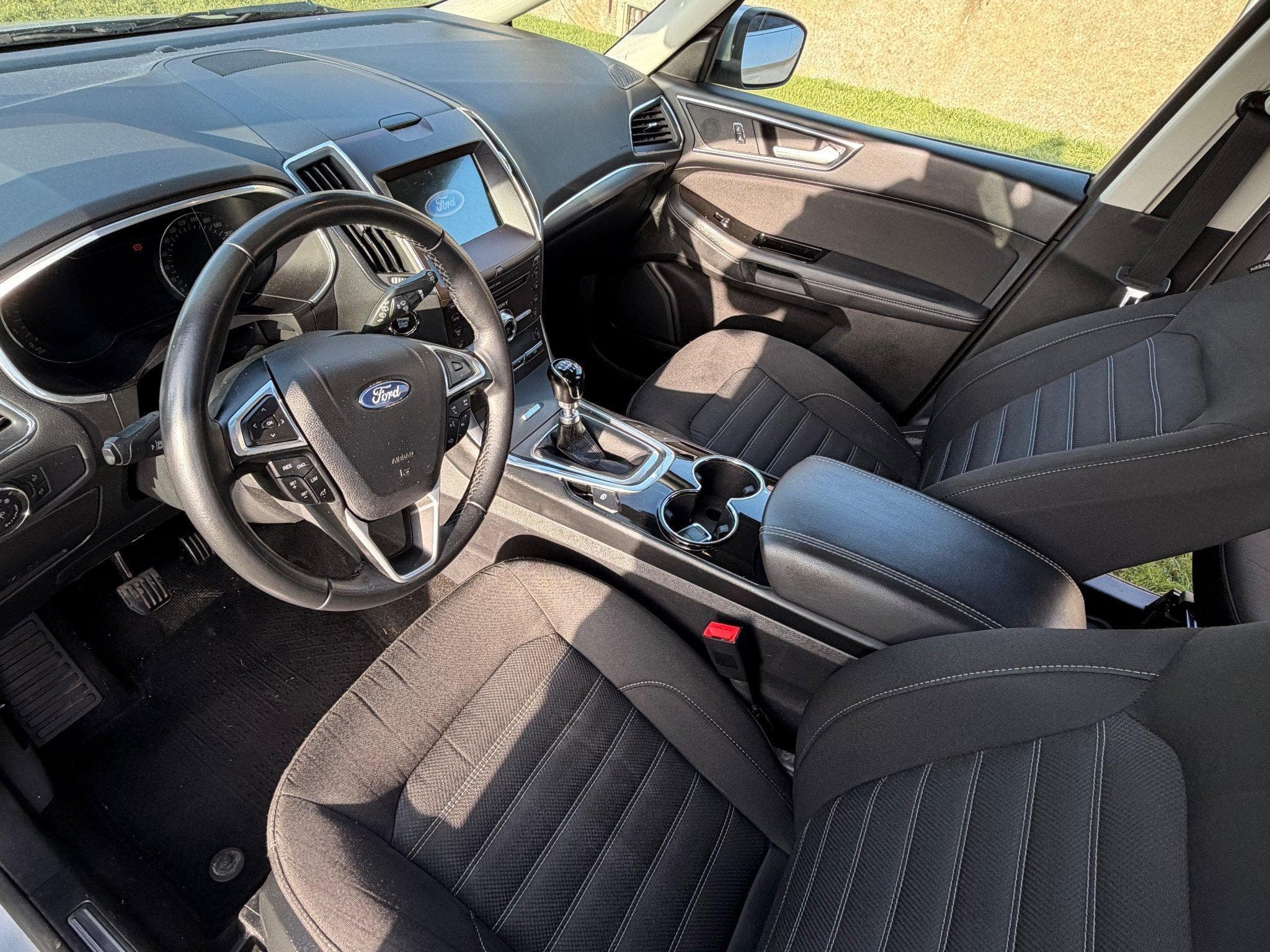 Ford Galaxy Titanium (2019) - Photo 7