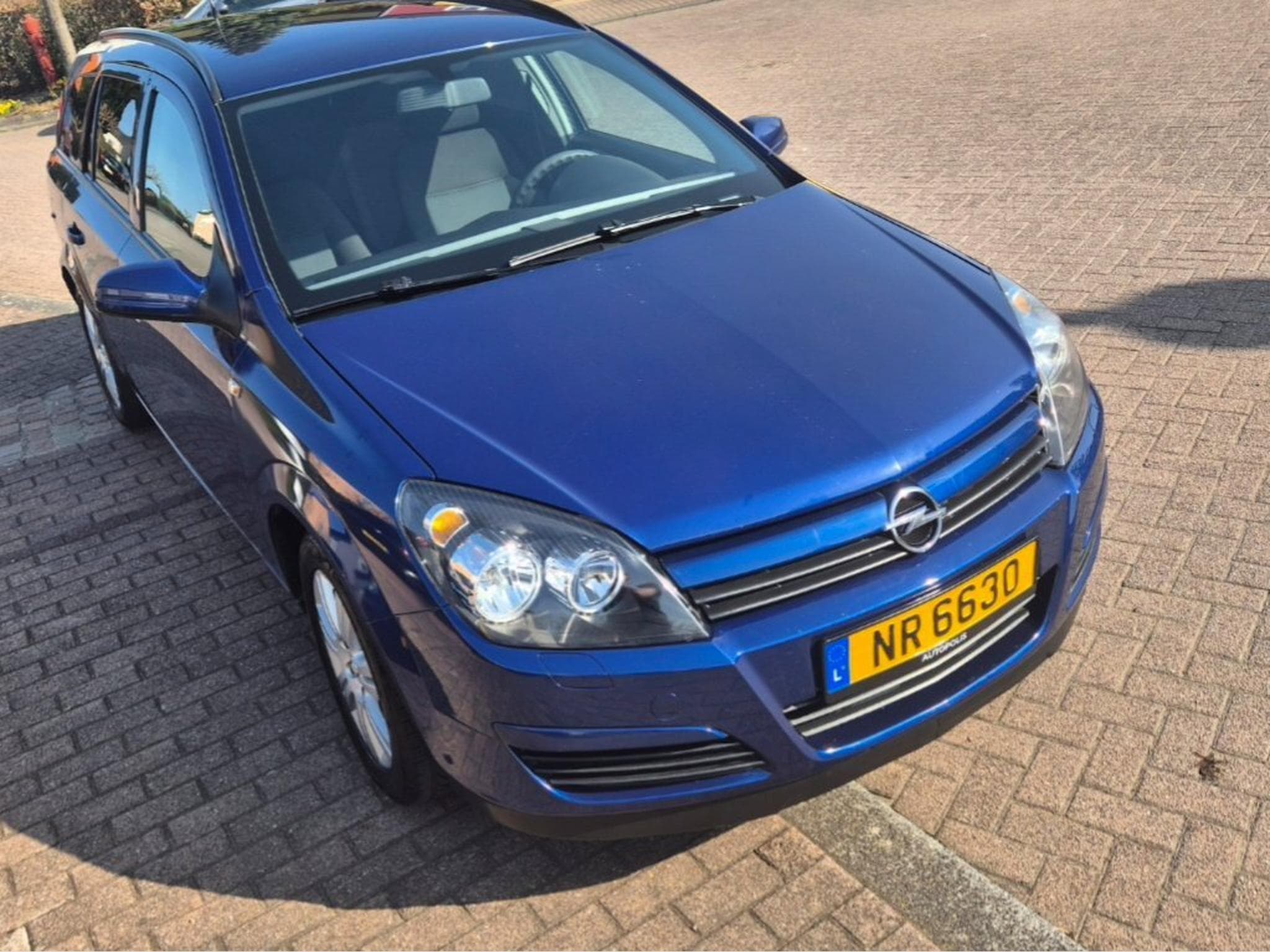 Opel Astra Kombi (2005) - Photo 2