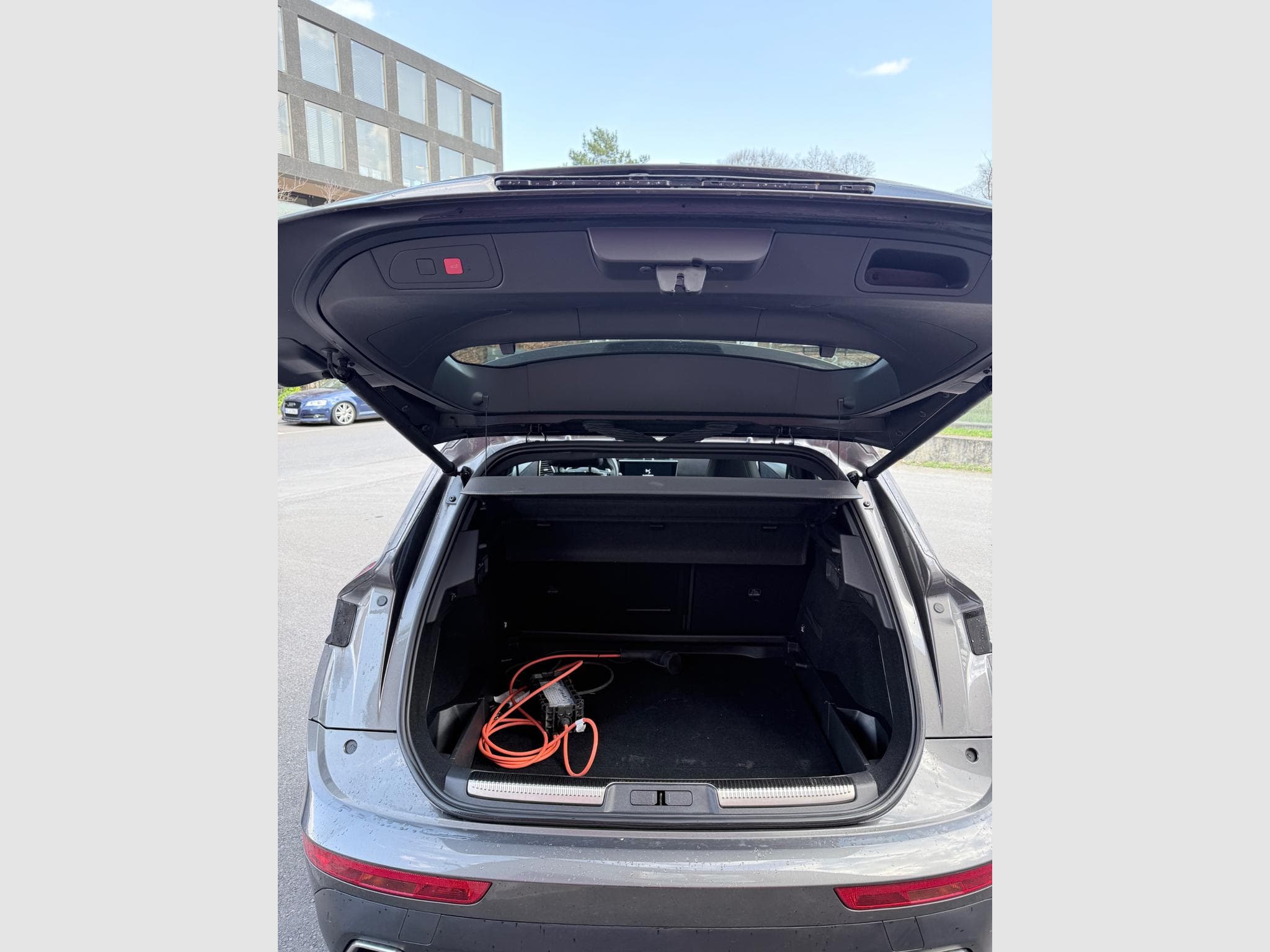 DS Automobiles DS7 DS7 E-TENSE 360 performance Line (2023) - Photo 6