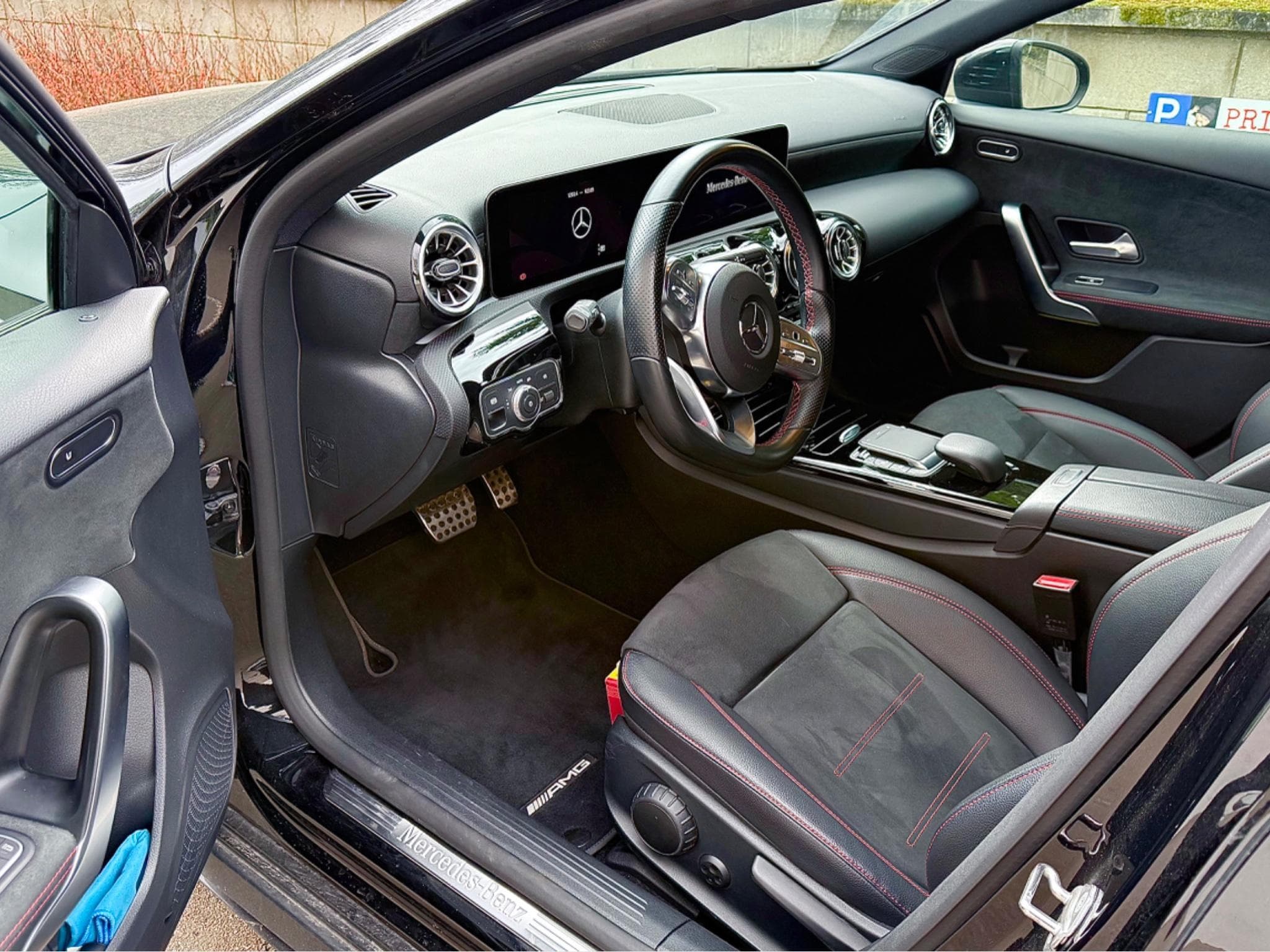 Mercedes A 200 AMG Line 7G-DCT (2022) - Foto 5