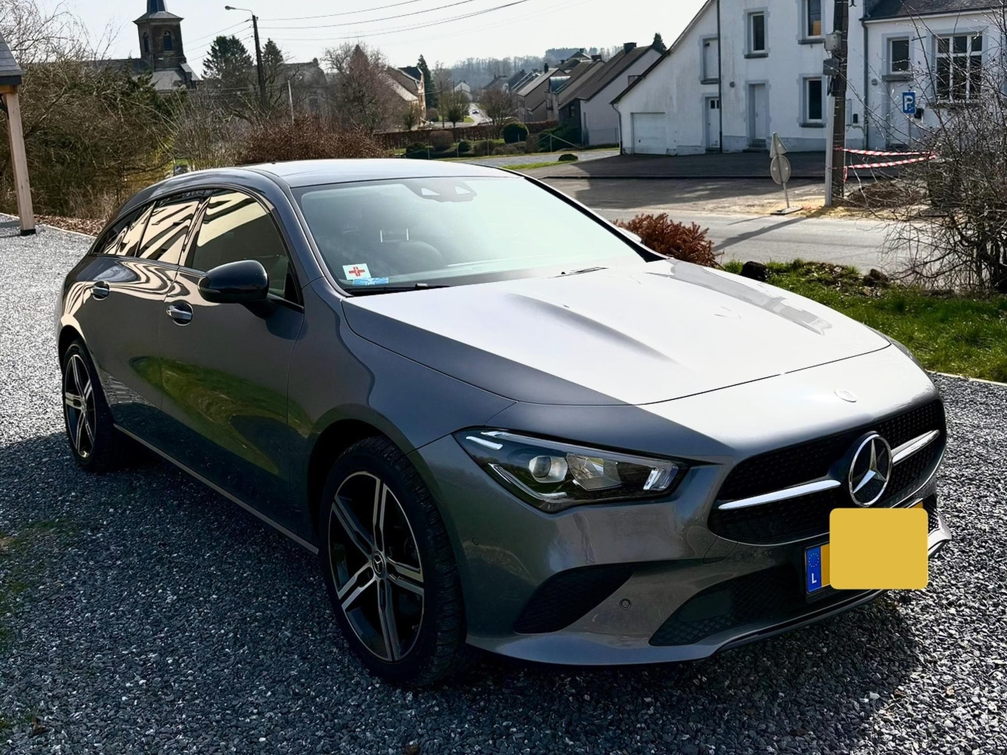 Mercedes CLA 200 Business Pack (2023) - Photo 2