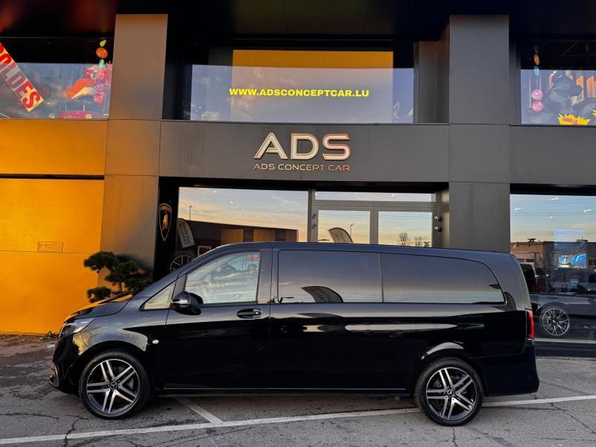 Mercedes Vito Tourer CDI extra-long L3 VIP (2025) - Foto 22