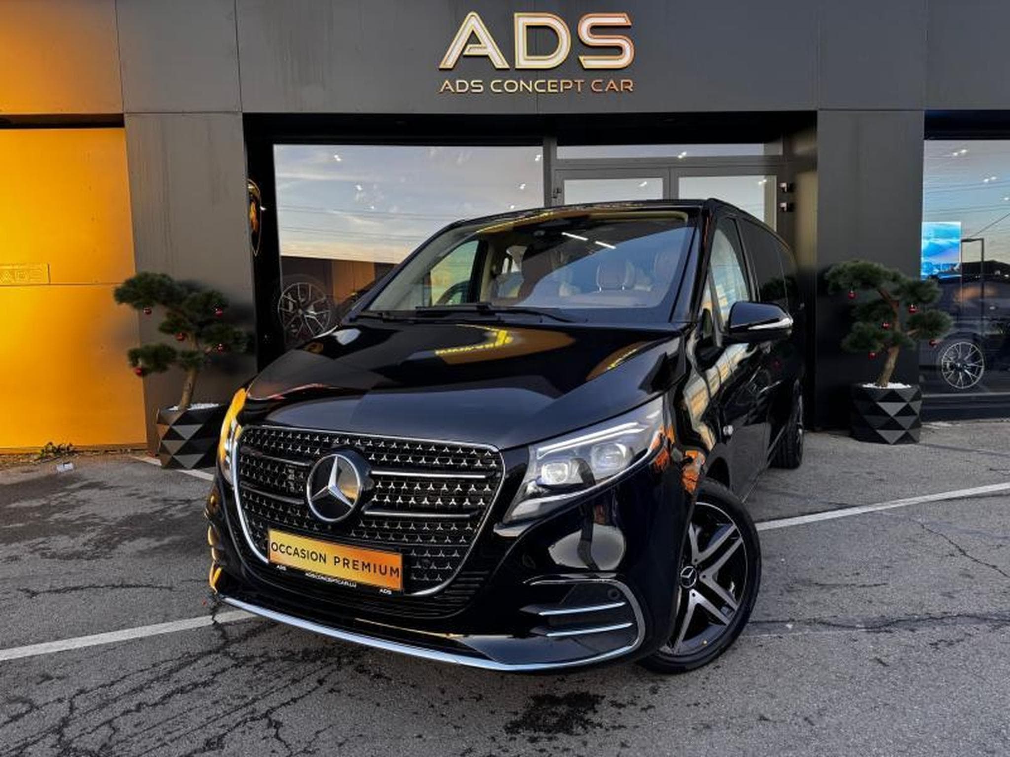 Mercedes Vito Tourer CDI extra-long L3 VIP (2025) - Foto 4