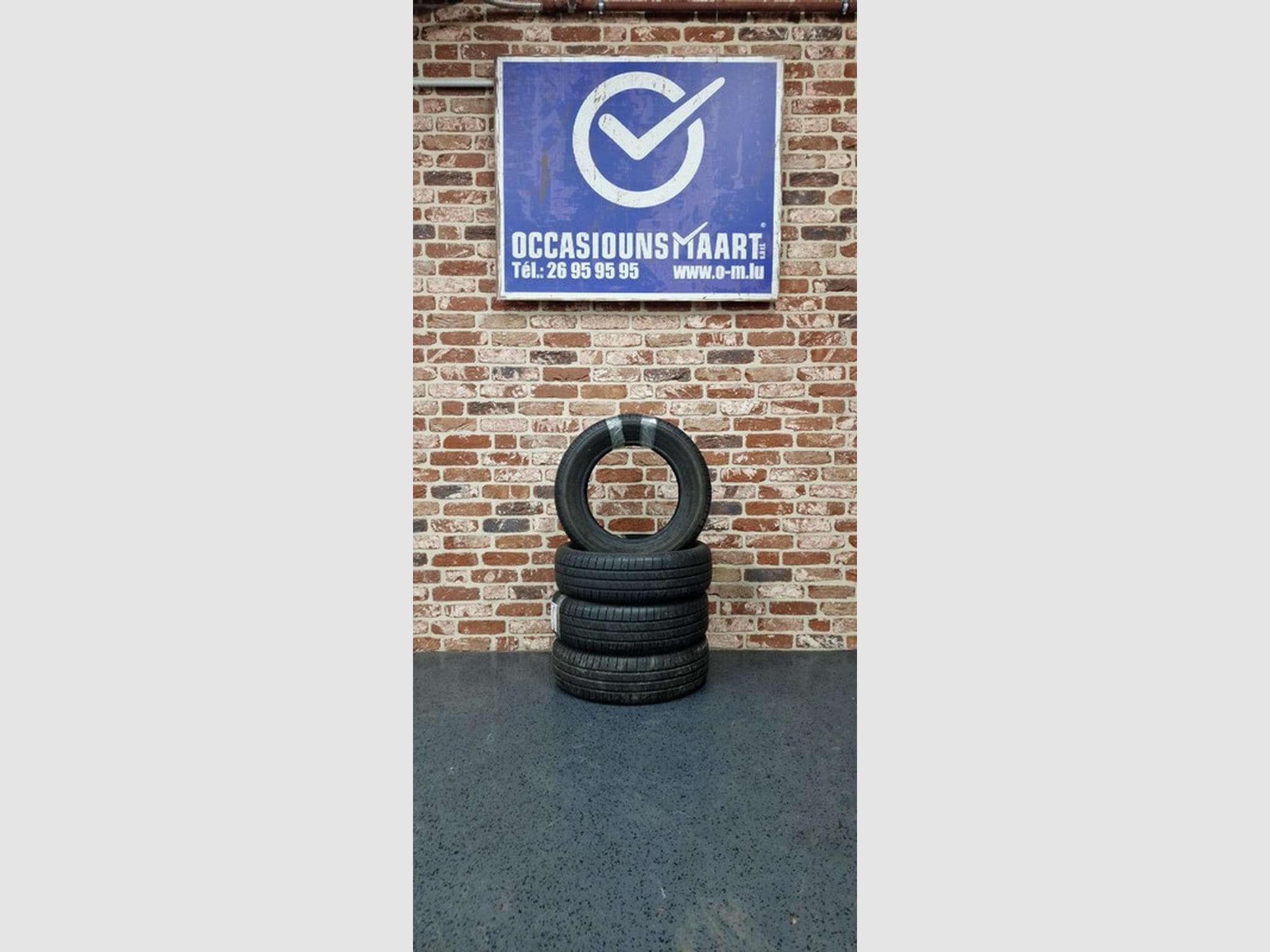 Pneus - Photo 1