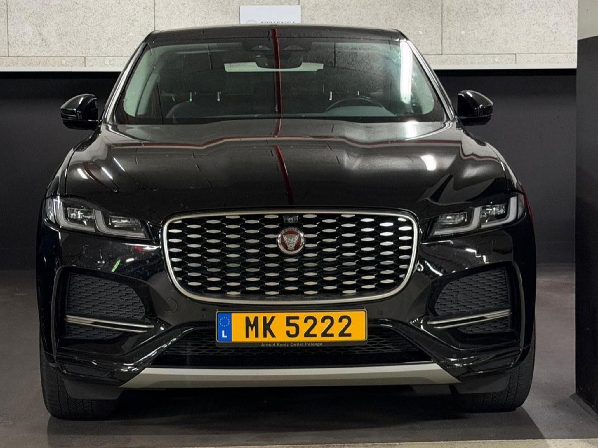 Jaguar F-Pace D165 R-Dynamic S AWD Auto Mild Hybrid (2021) - Photo 1