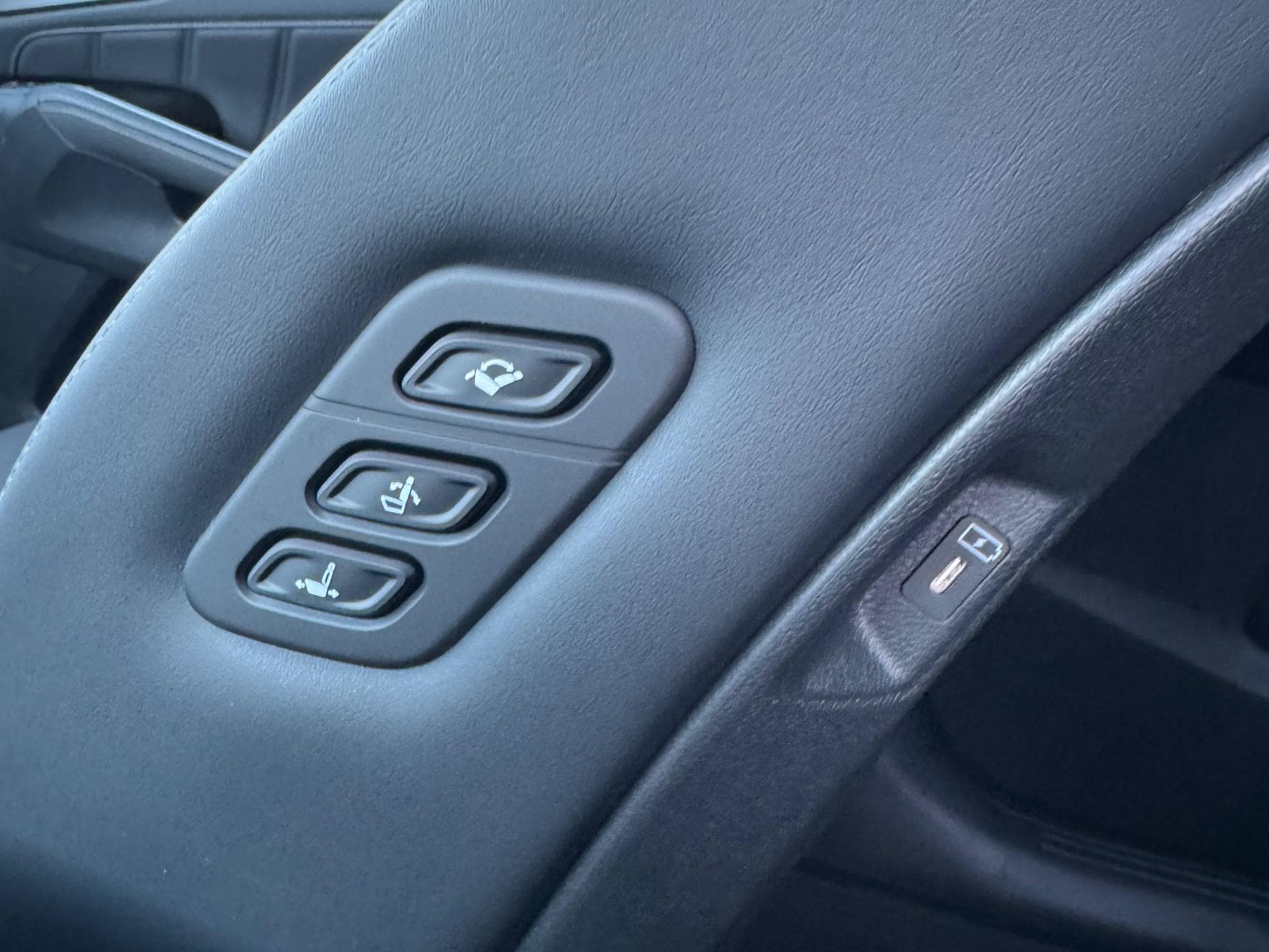 Kia Sorento 1.6 T-GDI Hybrid 4WD Platinum (2025) - Photo 13