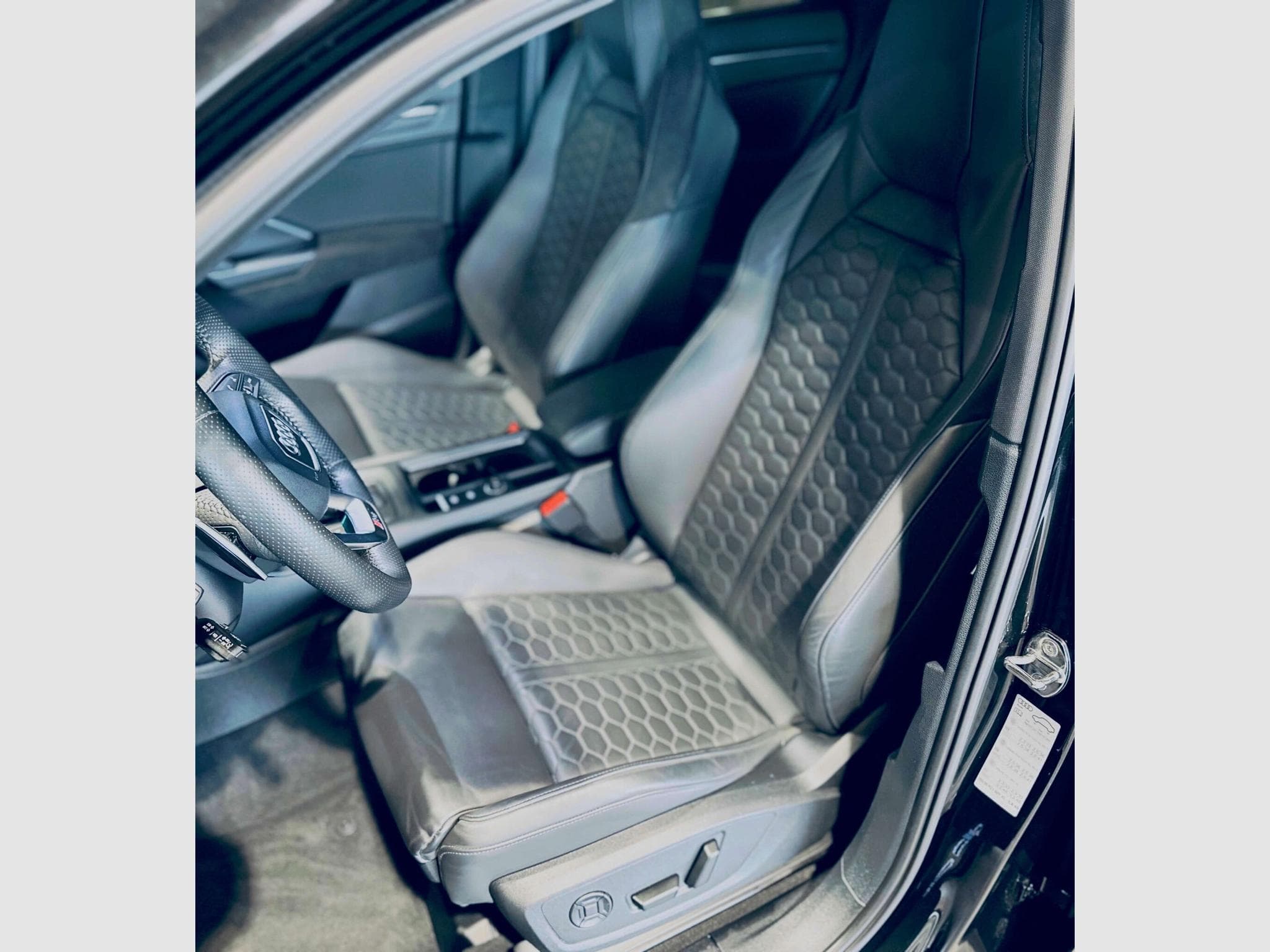 Audi RSQ3 RS Q3 SPORTBACK QUATTRO S-TRONIC (2022) - Photo 7