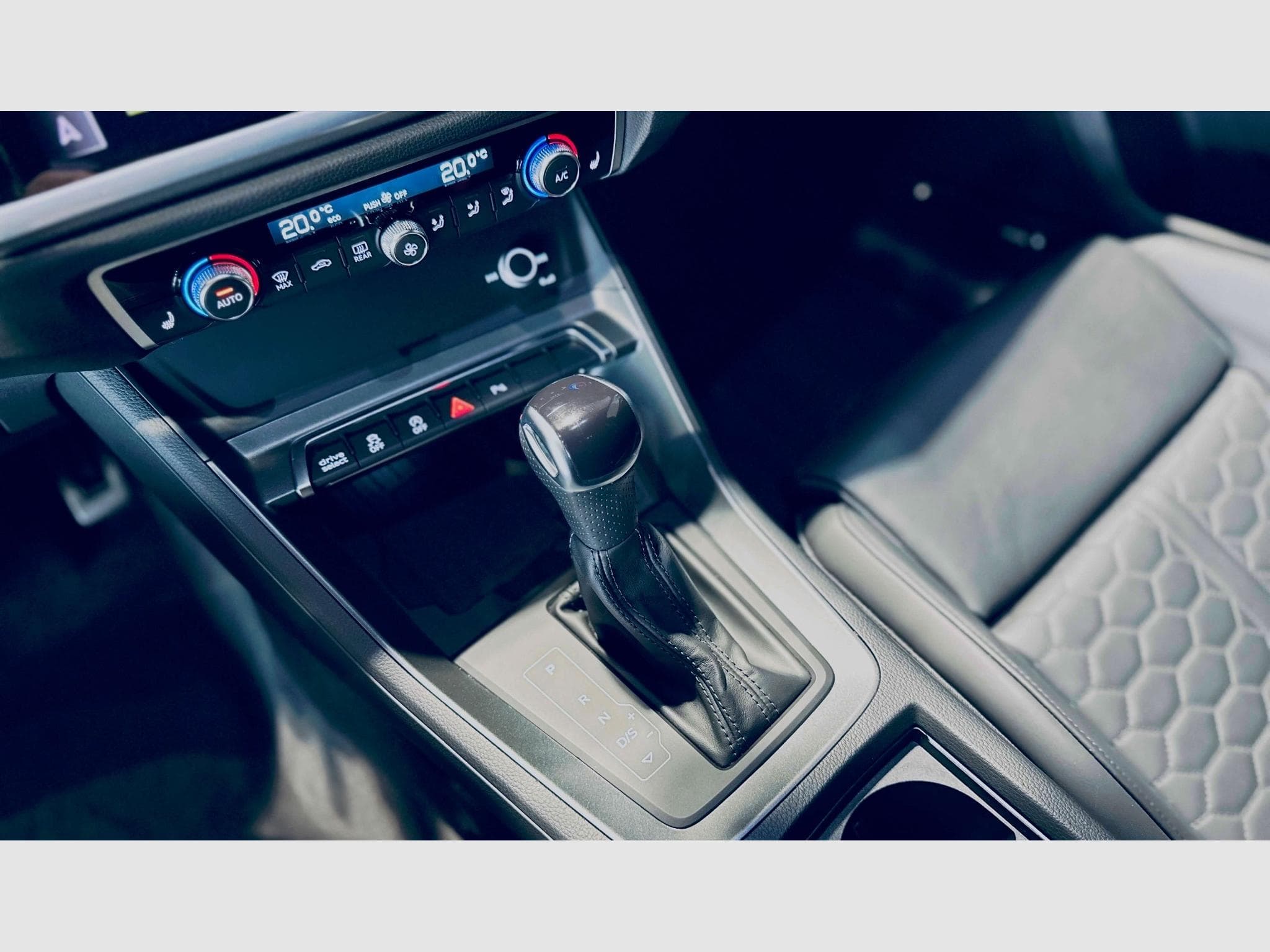 Audi RSQ3 RS Q3 SPORTBACK QUATTRO S-TRONIC (2022) - Photo 9