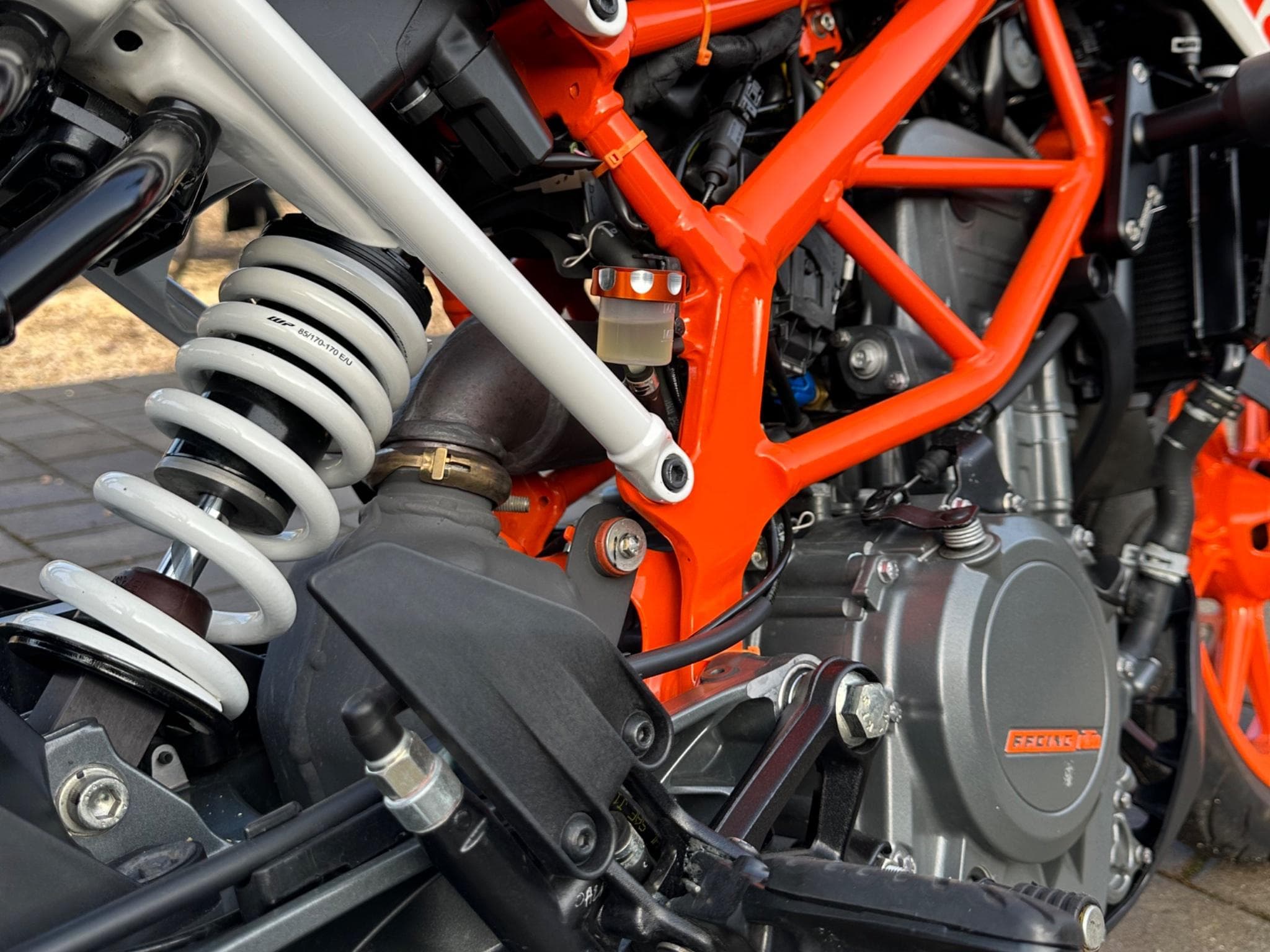 KTM Duke 390 (2020) - Foto 3