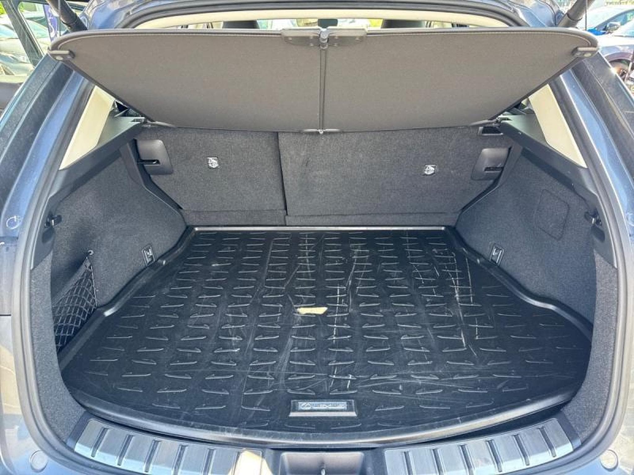 Lexus NX Business Line (2024) - Foto 12