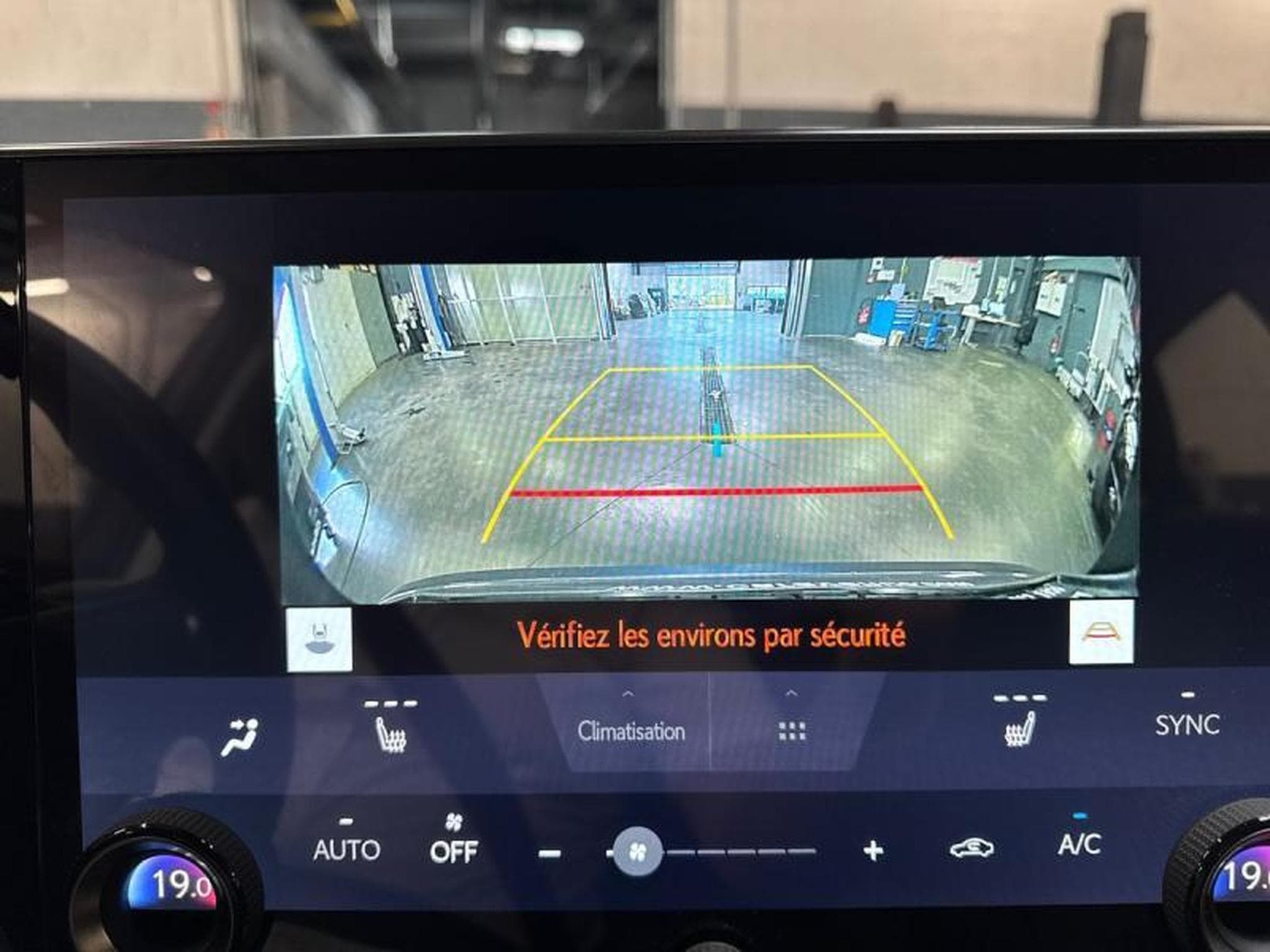 Lexus NX Business Line (2024) - Foto 14