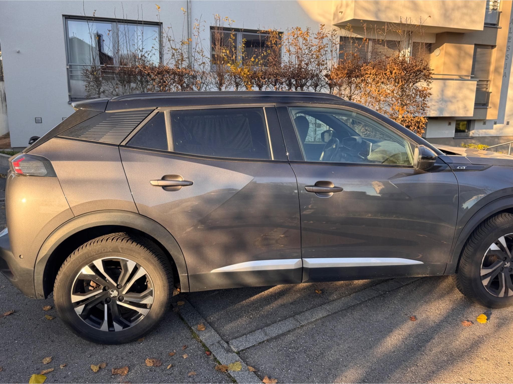 Peugeot 2008 GT LINE (2021) - Foto 3