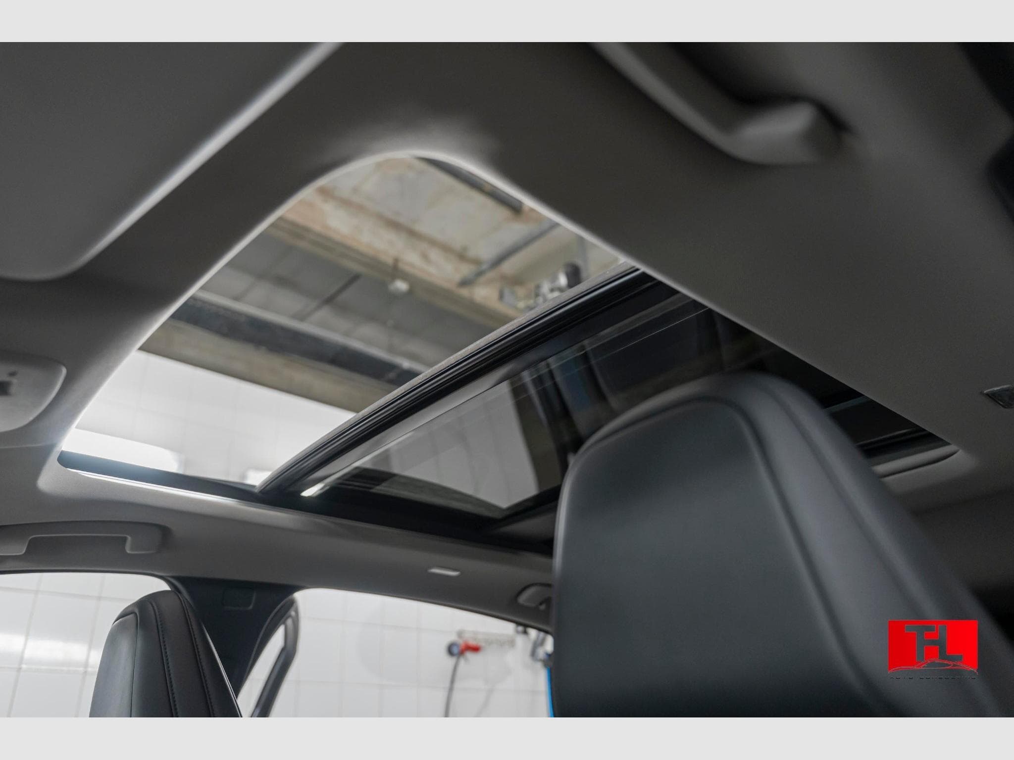 Nissan Ariya 87kWh EVOLVE A/T ACC/HUD/Bose New Conditio (2025) - Photo 15