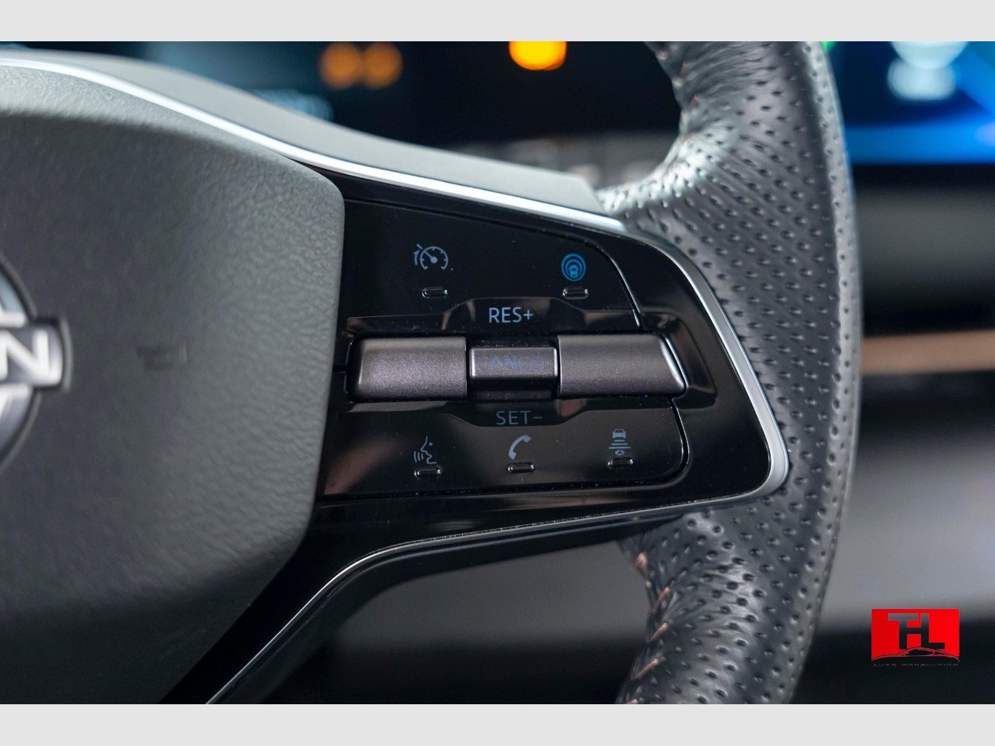 Nissan Ariya 87kWh EVOLVE A/T ACC/HUD/Bose New Conditio (2025) - Photo 6