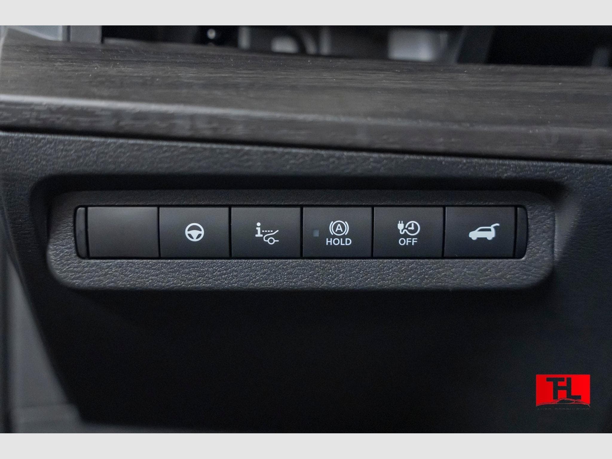 Nissan Ariya 87kWh EVOLVE A/T ACC/HUD/Bose New Conditio (2025) - Photo 8