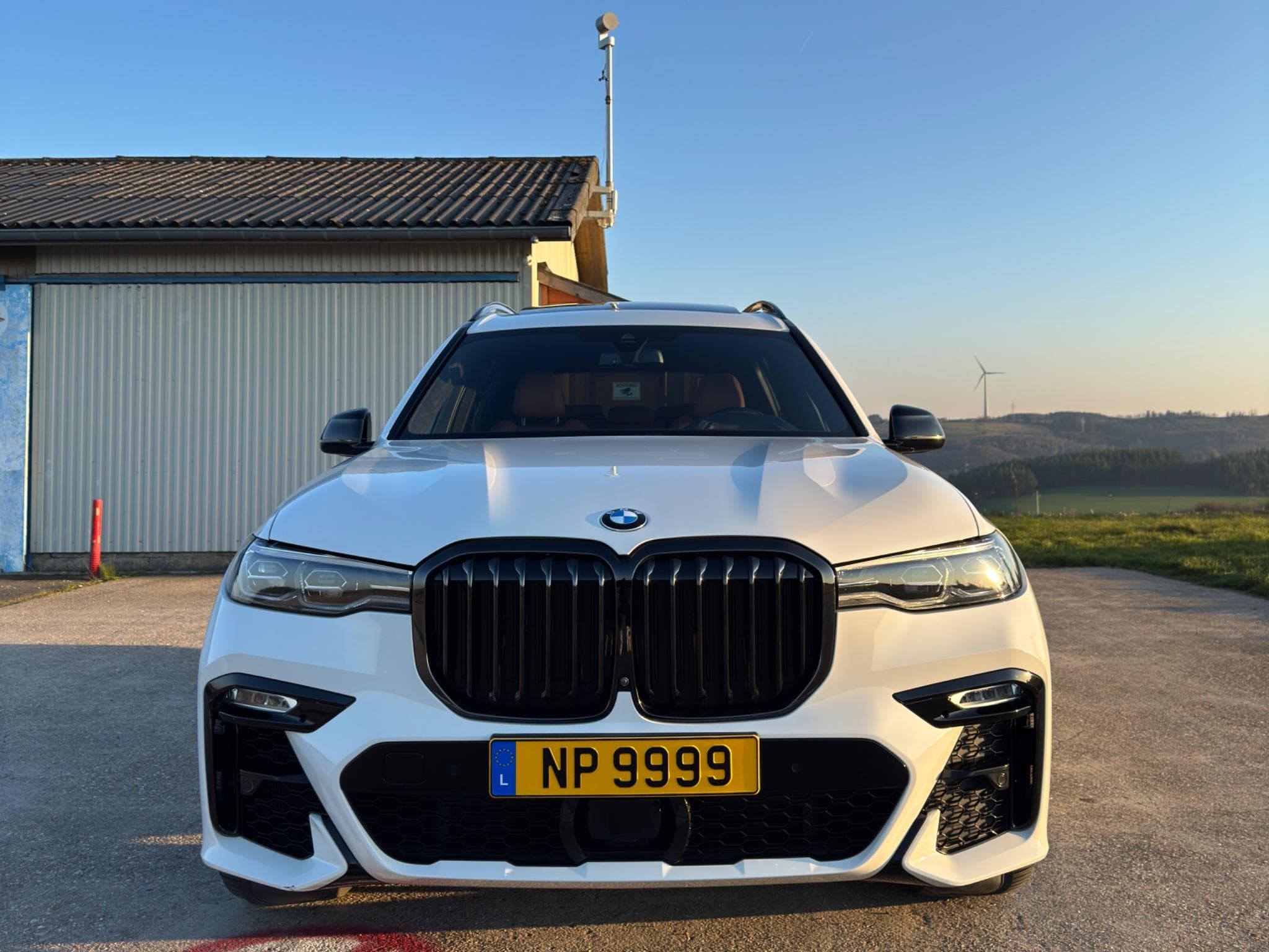 BMW X7 xDrive 40d M-Sport (2022) - Photo 2